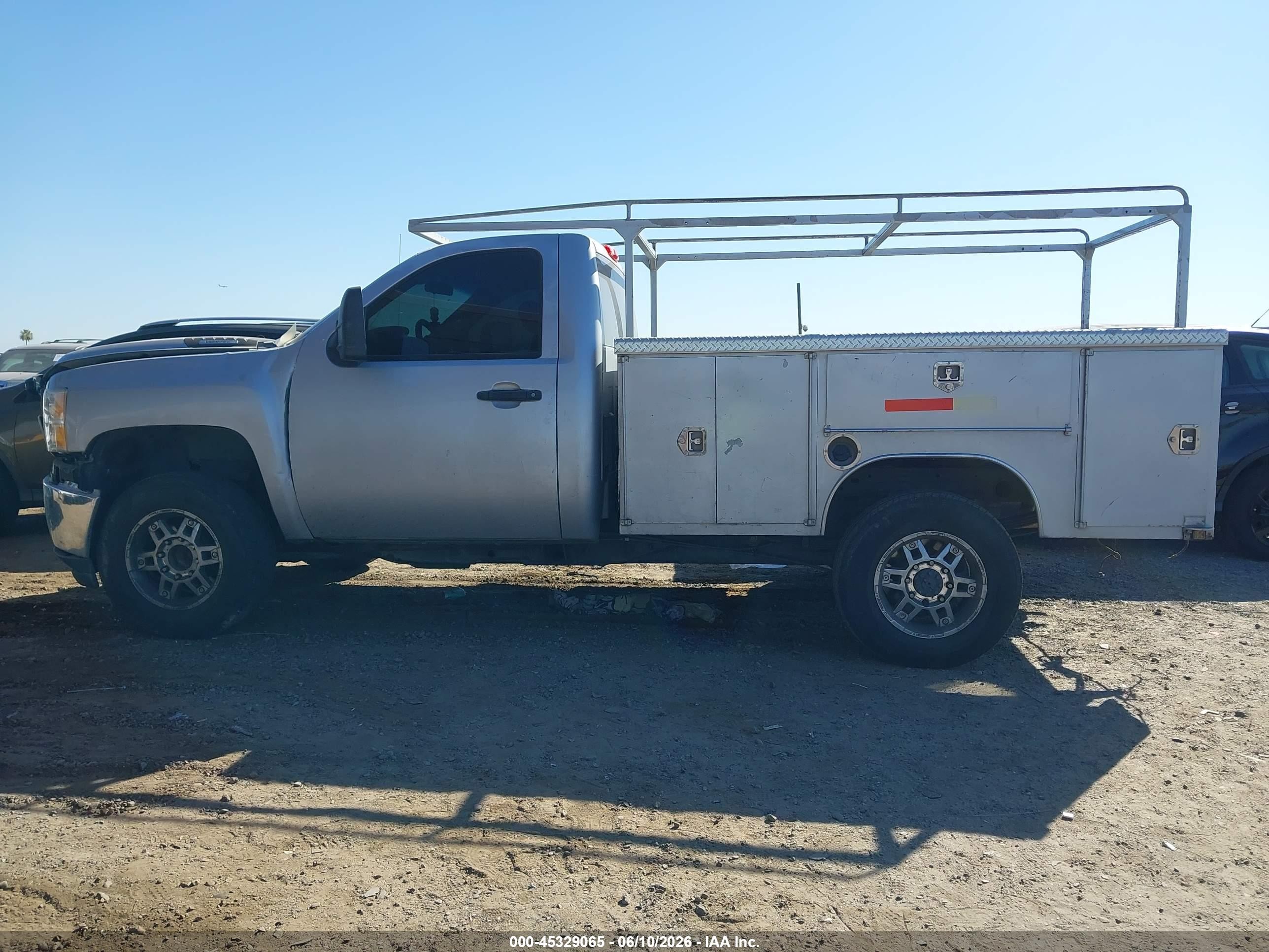 2013 Chevrolet Silverado 2500hd Work Truck Gray vin: 1GB0CVCG0DF221960