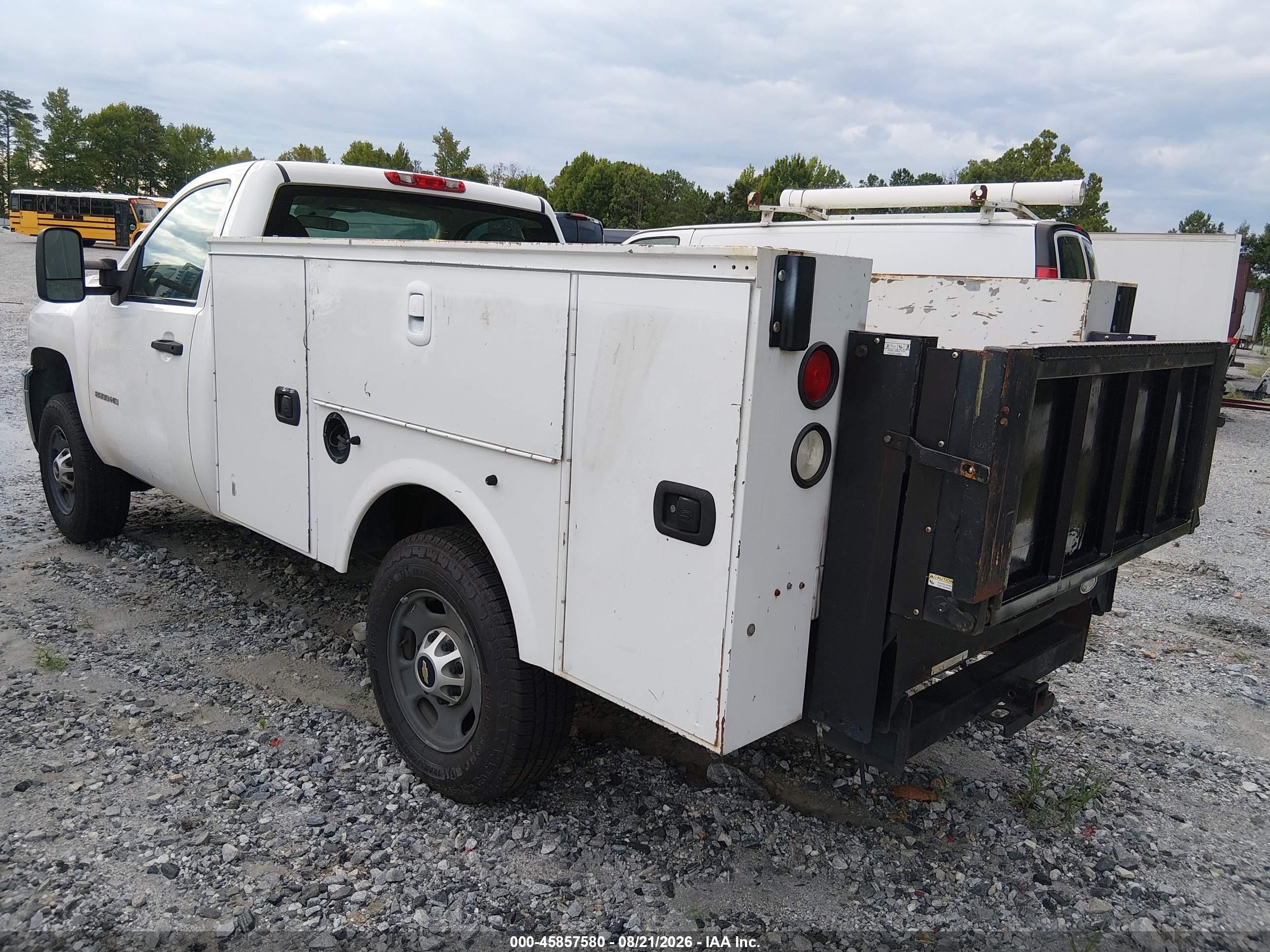 2011 Chevrolet Silverado 2500hd Work Truck White vin: 1GB0CVCG2BF174167