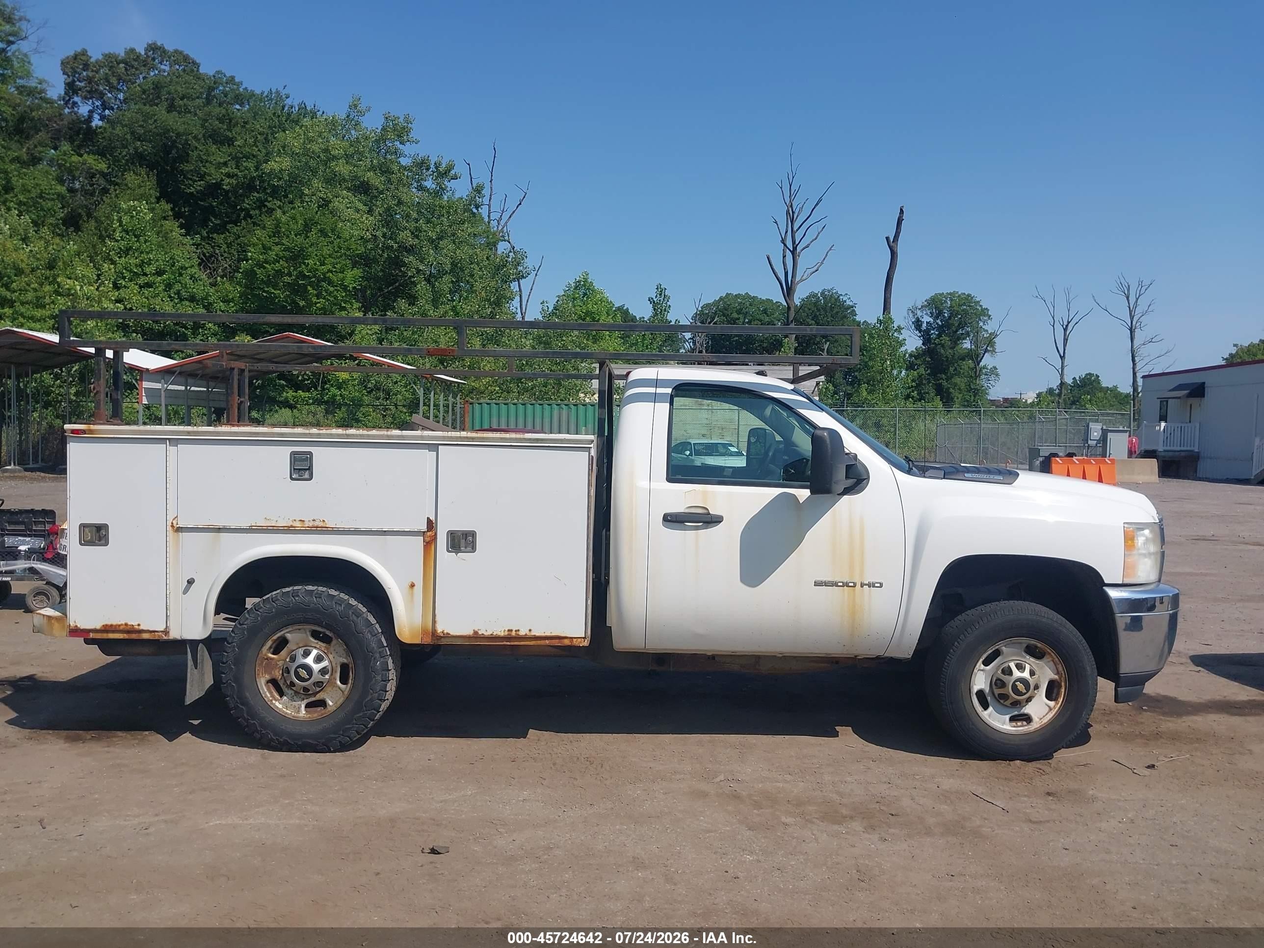 2011 Chevrolet Silverado 2500hd Work Truck White vin: 1GB0CVCG4BF259687