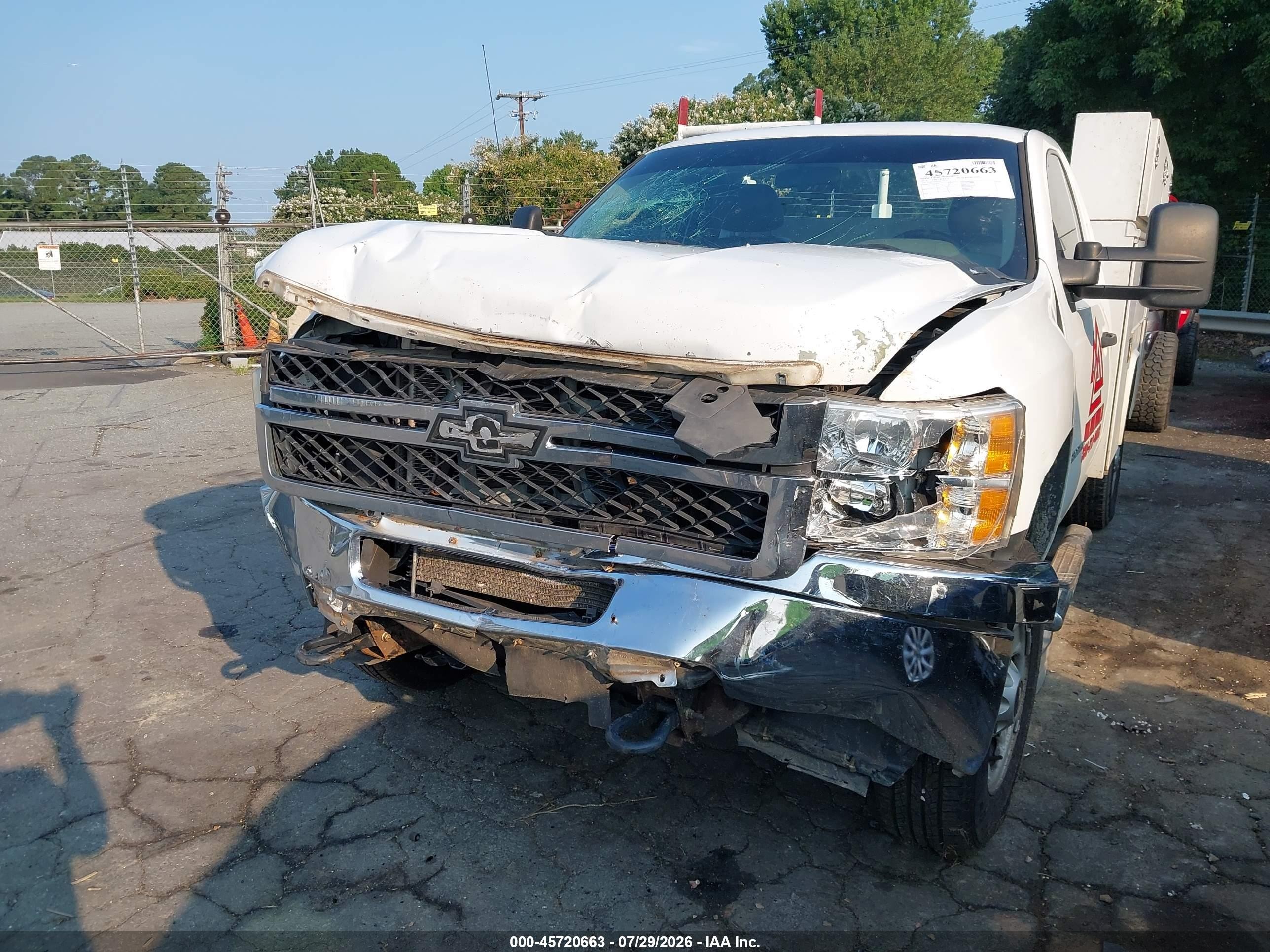 2011 Chevrolet Silverado 2500hd Work Truck White vin: 1GB0CVCG7BF140516