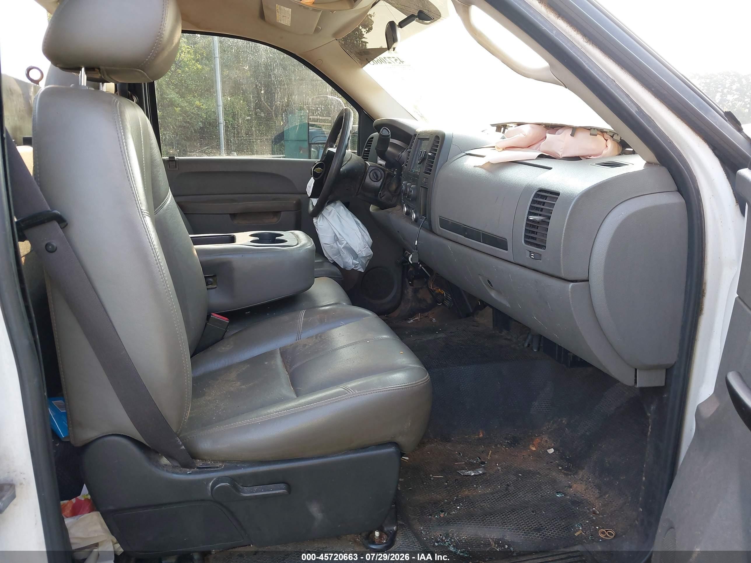 2011 Chevrolet Silverado 2500hd Work Truck White vin: 1GB0CVCG7BF140516