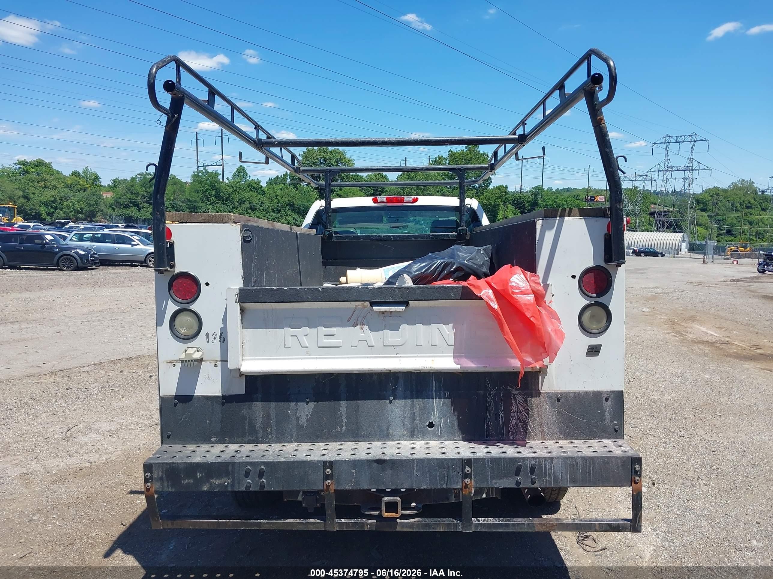 2014 Chevrolet Silverado 2500hd Work Truck White vin: 1GB0CVCG8EF114480
