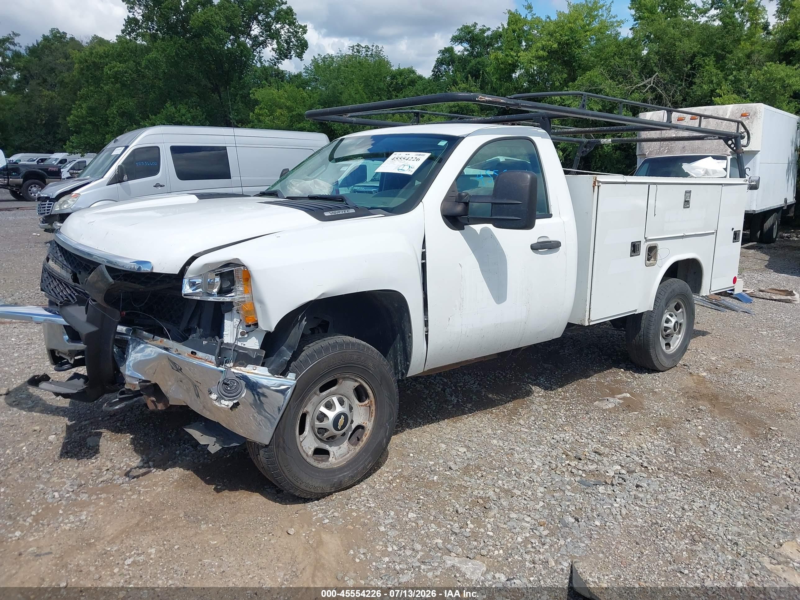 2014 Chevrolet Silverado 2500hd Work Truck White vin: 1GB0CVCG8EF167499