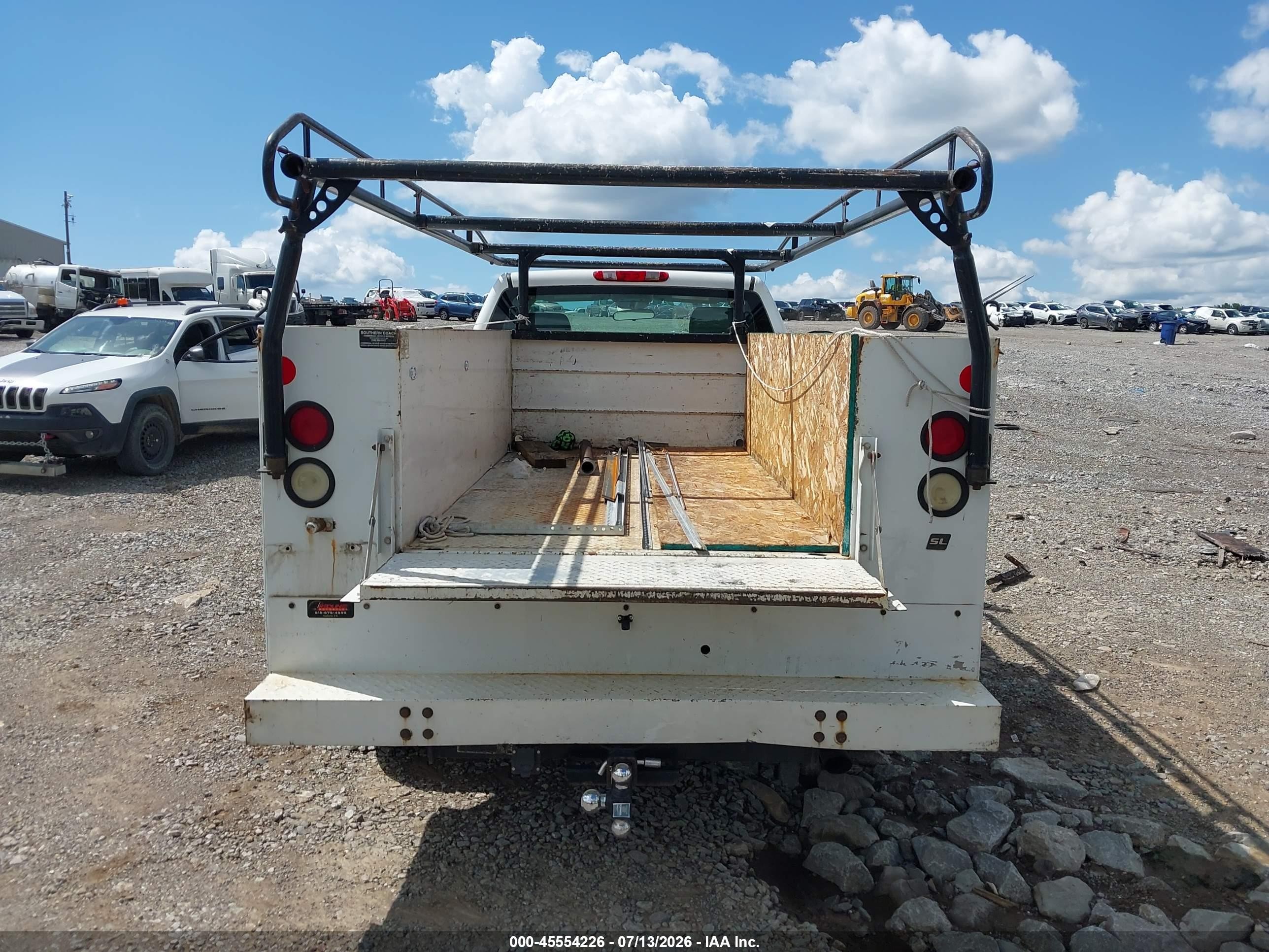 2014 Chevrolet Silverado 2500hd Work Truck White vin: 1GB0CVCG8EF167499