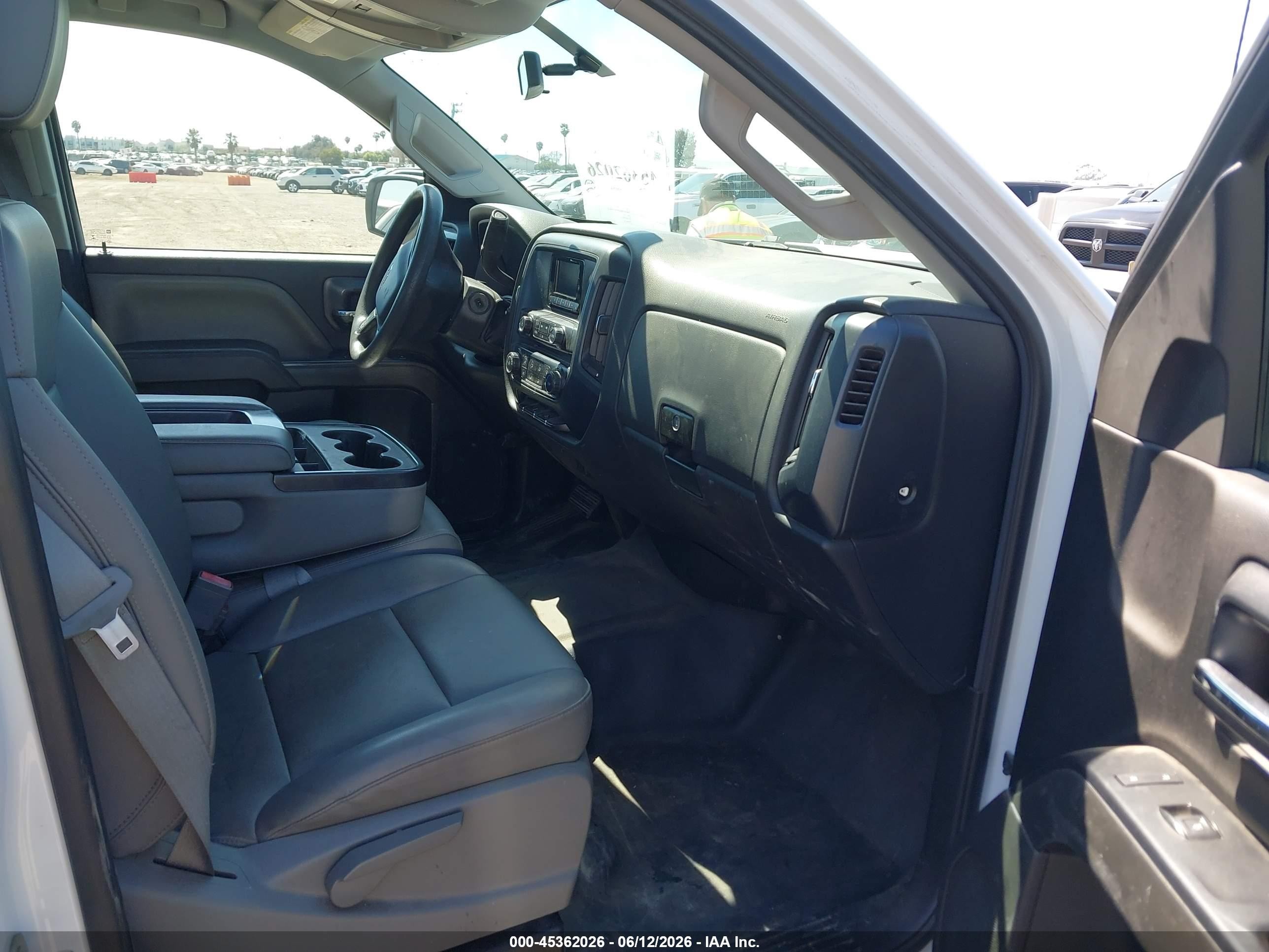 2015 Chevrolet Silverado 2500hd Built After Aug 14 Work Truck White vin: 1GB2CUEG7FZ534862