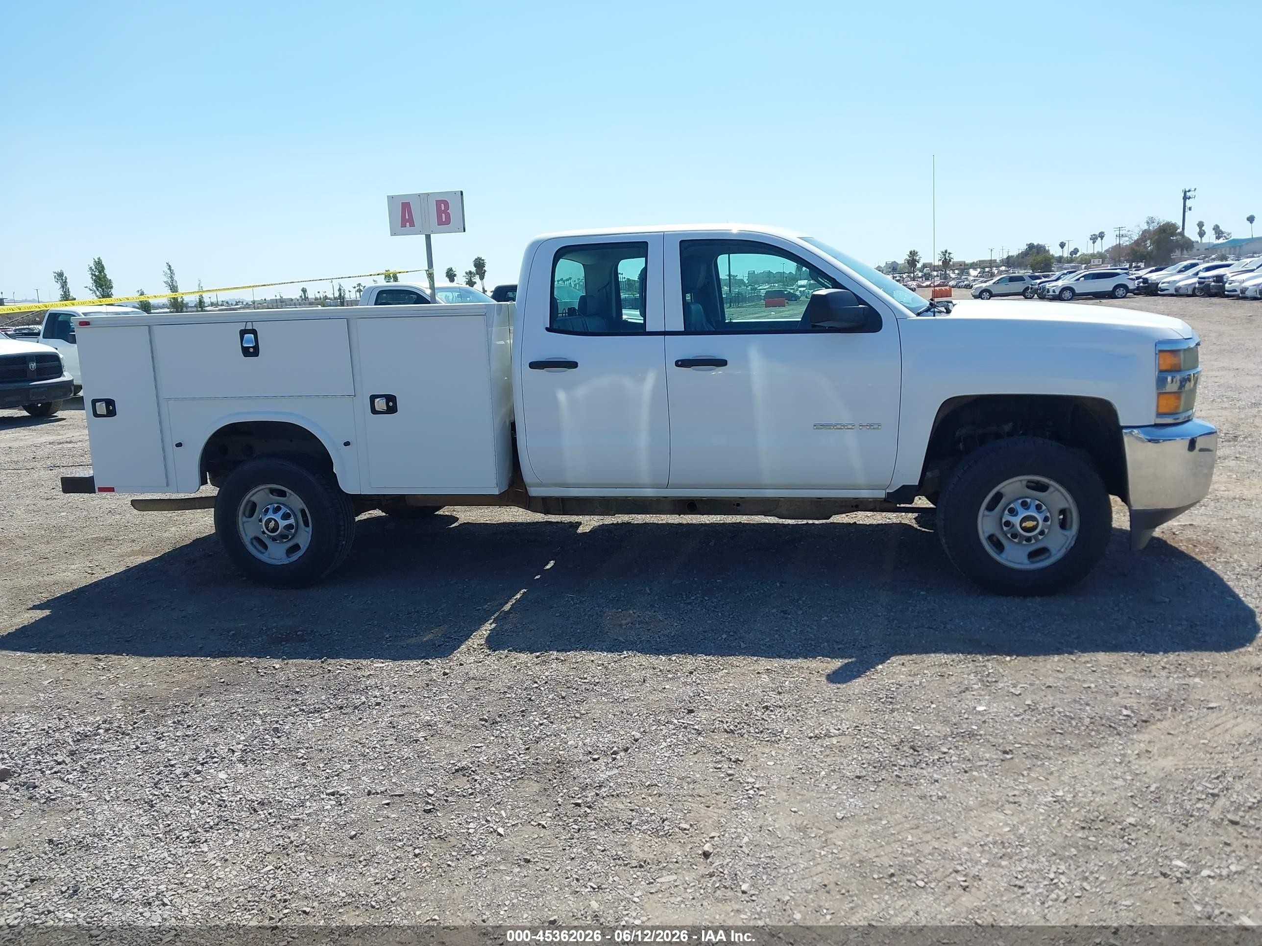 2015 Chevrolet Silverado 2500hd Built After Aug 14 Work Truck White vin: 1GB2CUEG7FZ534862