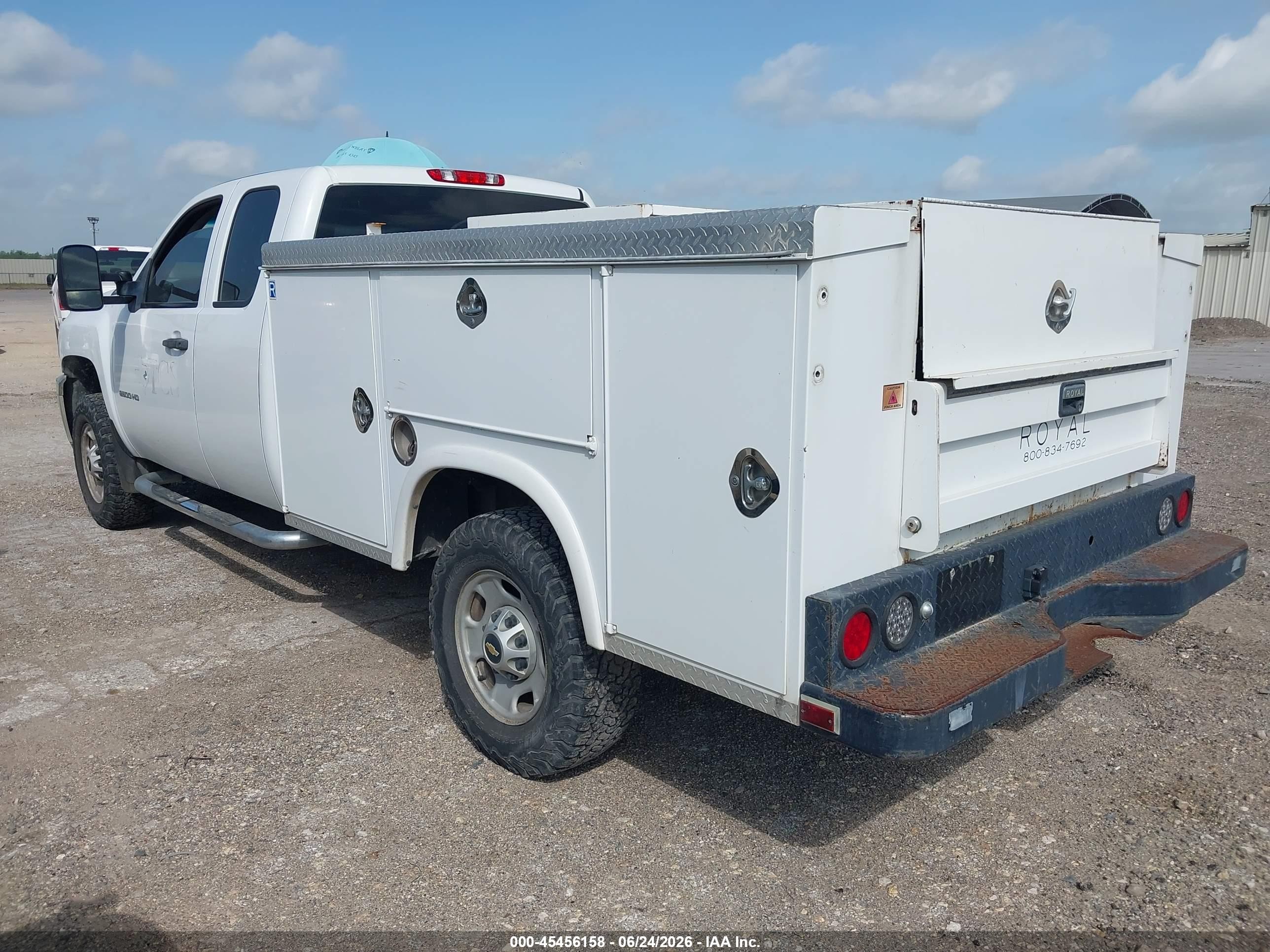 2013 Chevrolet Silverado 2500hd Work Truck White vin: 1GB2CVCGXDZ280523