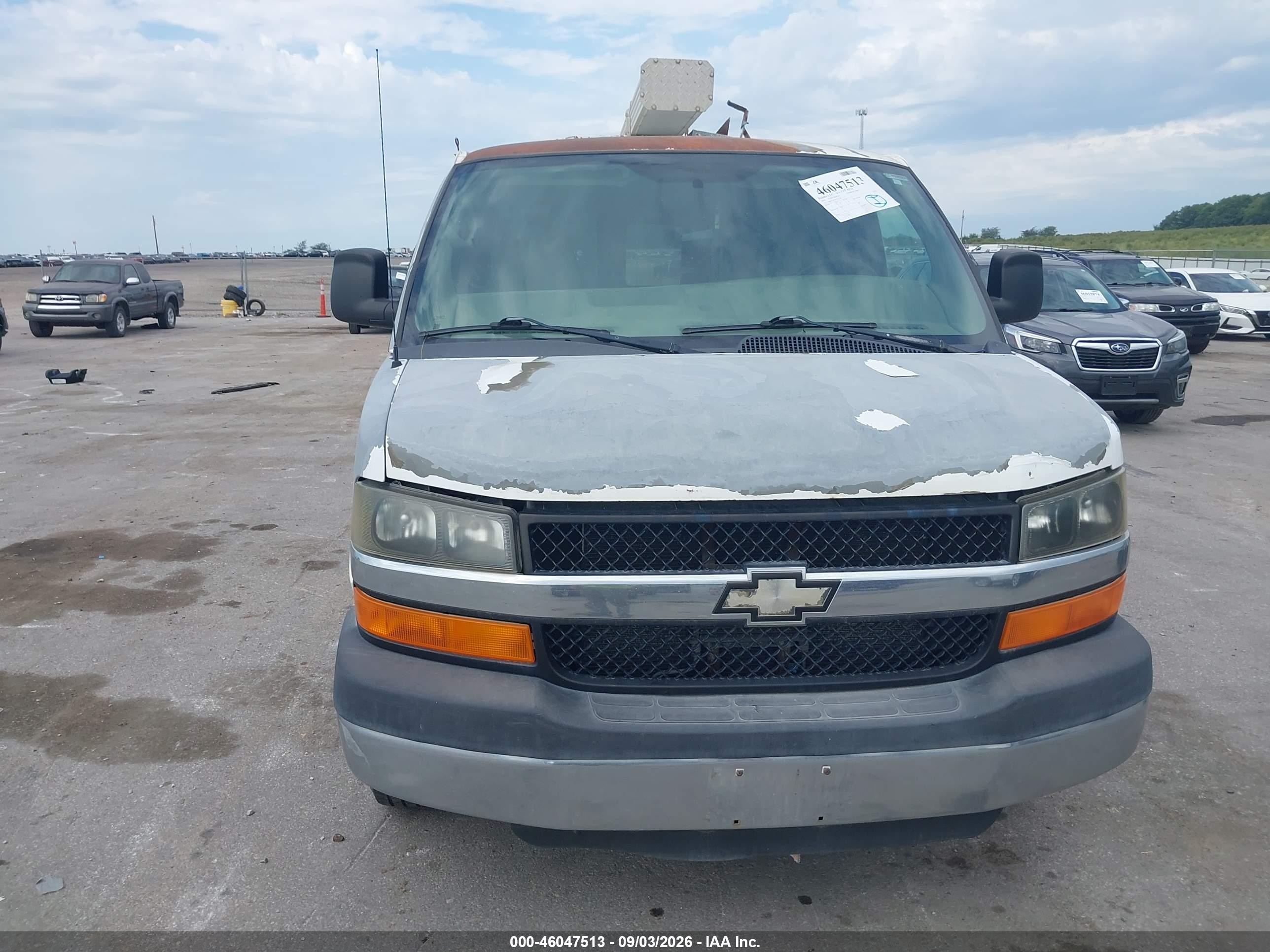 2010 Chevrolet Express 3500 Work Van White vin: 1GB2GUDG6A1121263