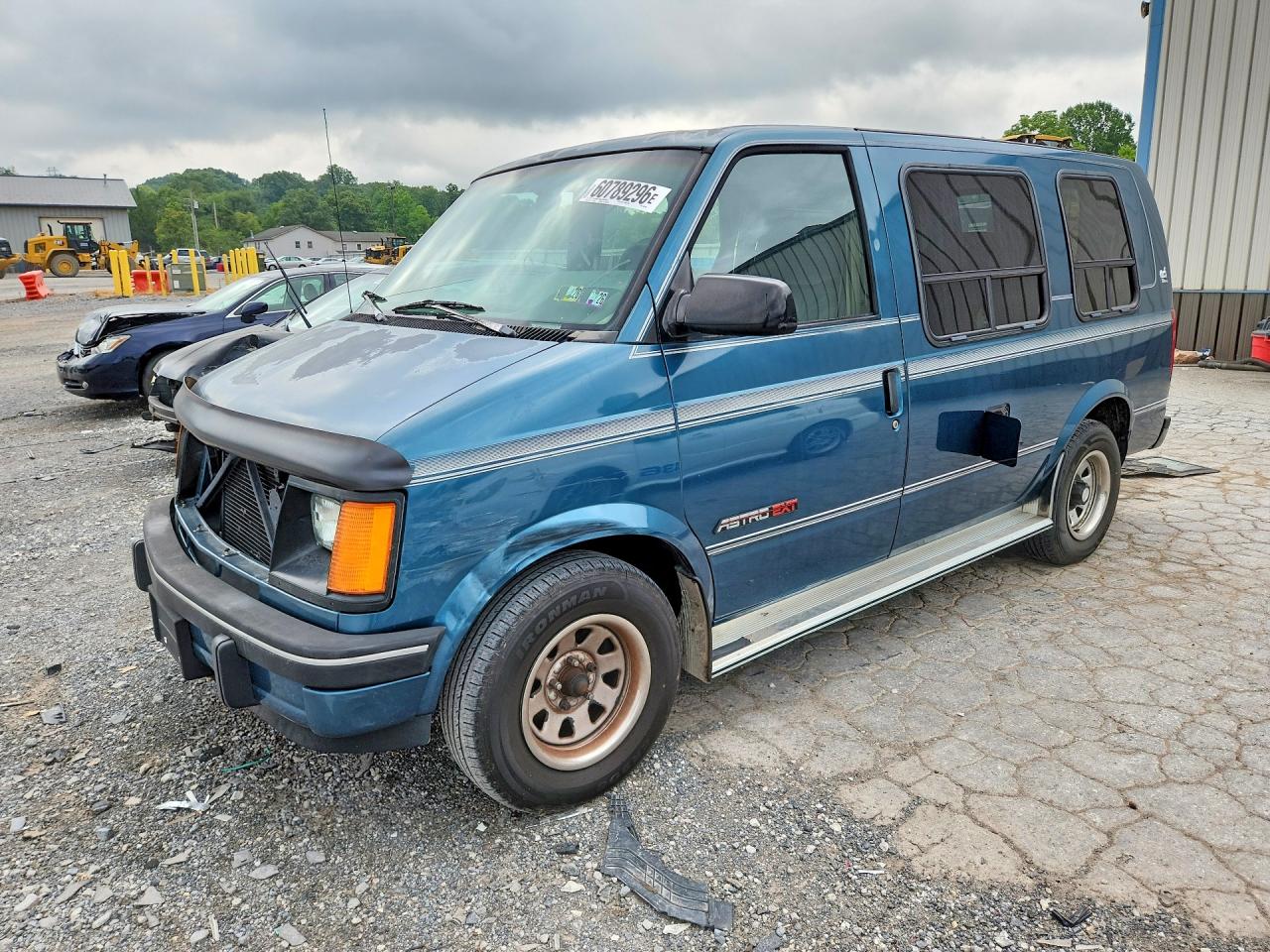 1994 Chevrolet Astro Blue vin: 1GBDM19Z3RB238735