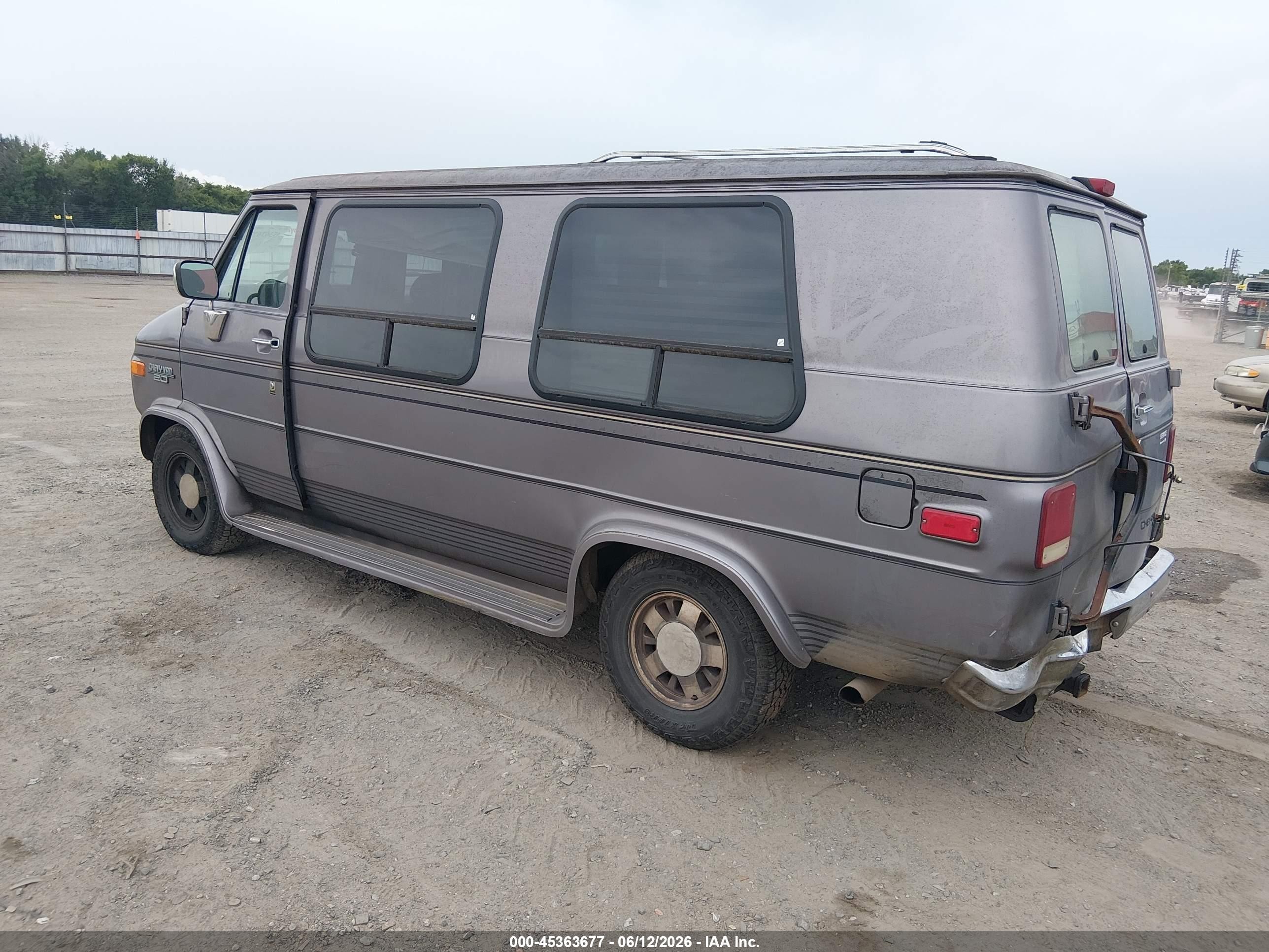 1995 Chevrolet G20   Gray vin: 1GBEG25K6SF166311