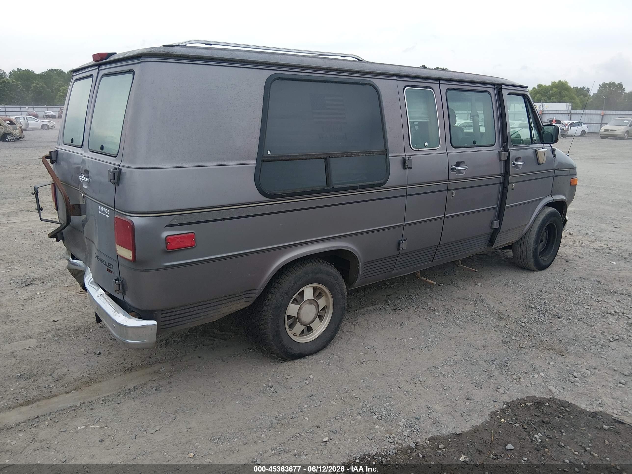 1995 Chevrolet G20   Gray vin: 1GBEG25K6SF166311