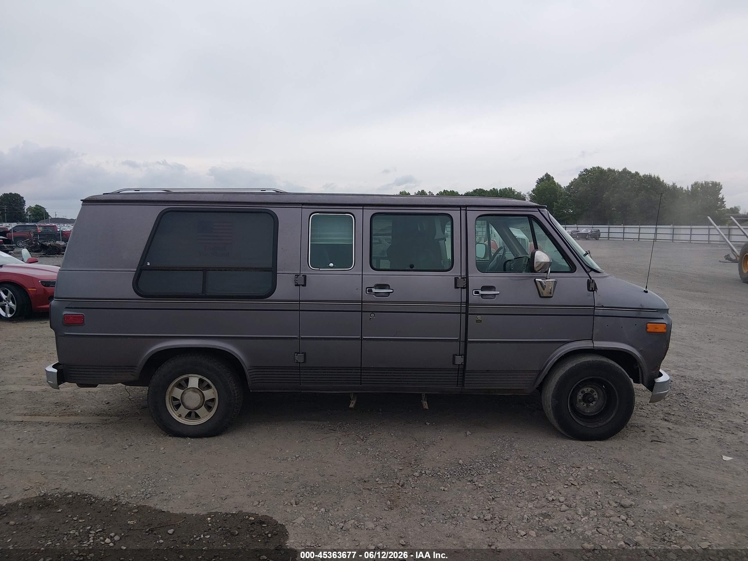 1995 Chevrolet G20   Gray vin: 1GBEG25K6SF166311