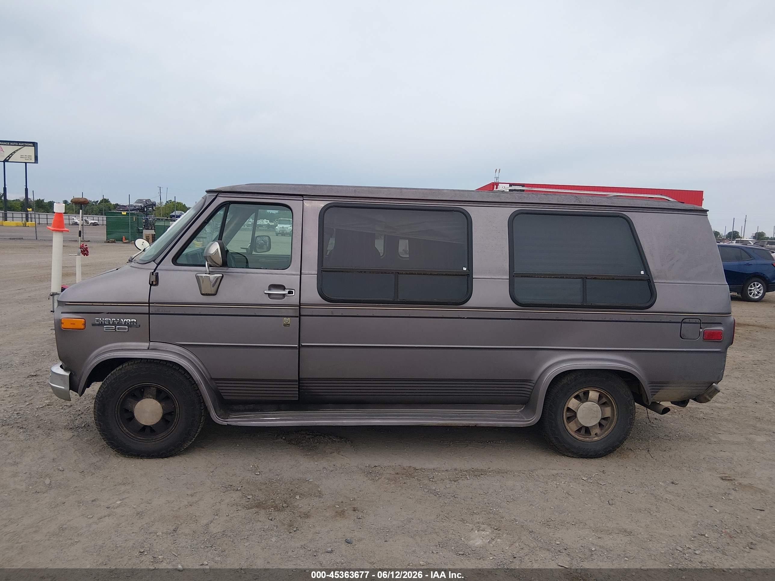 1995 Chevrolet G20   Gray vin: 1GBEG25K6SF166311