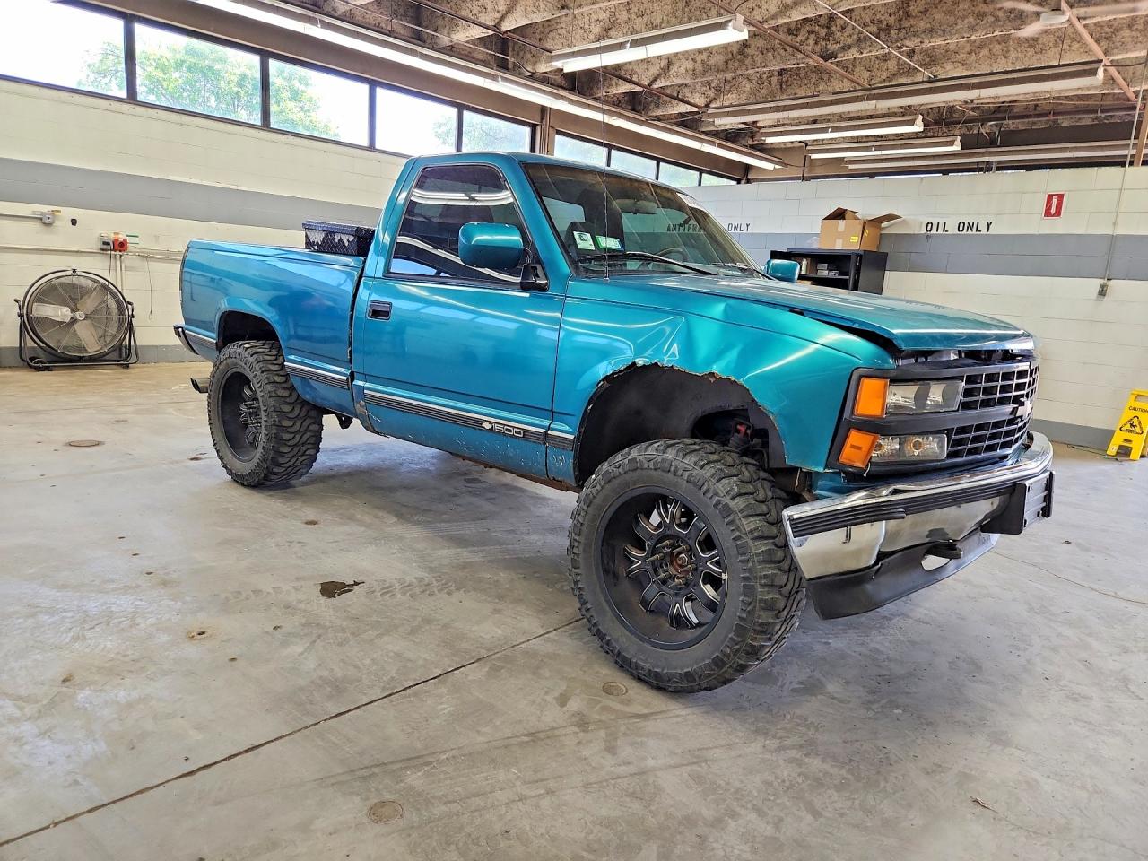 1993 Chevrolet Gmt-400 K1500 Green vin: 1GBEK14K6PZ212560