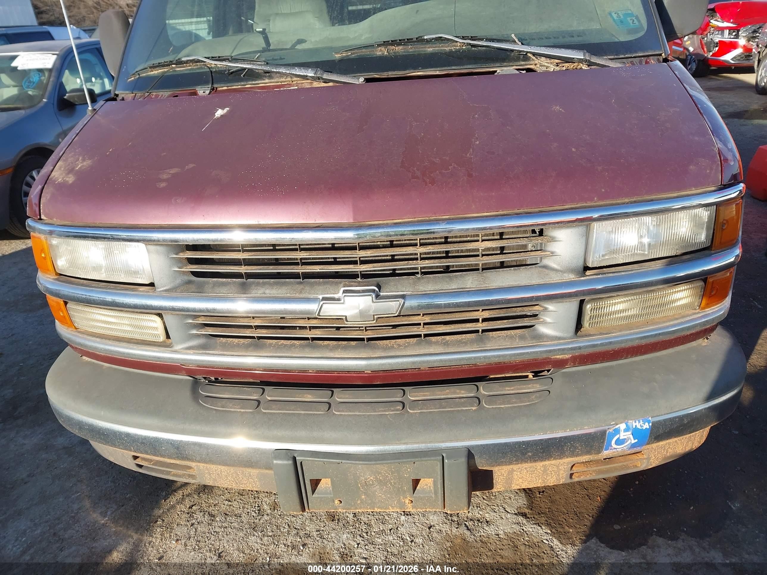 1997 Chevrolet Chevy Van Yf7 Upfitter Pkg. Maroon vin: 1GBFG15R0V1069117