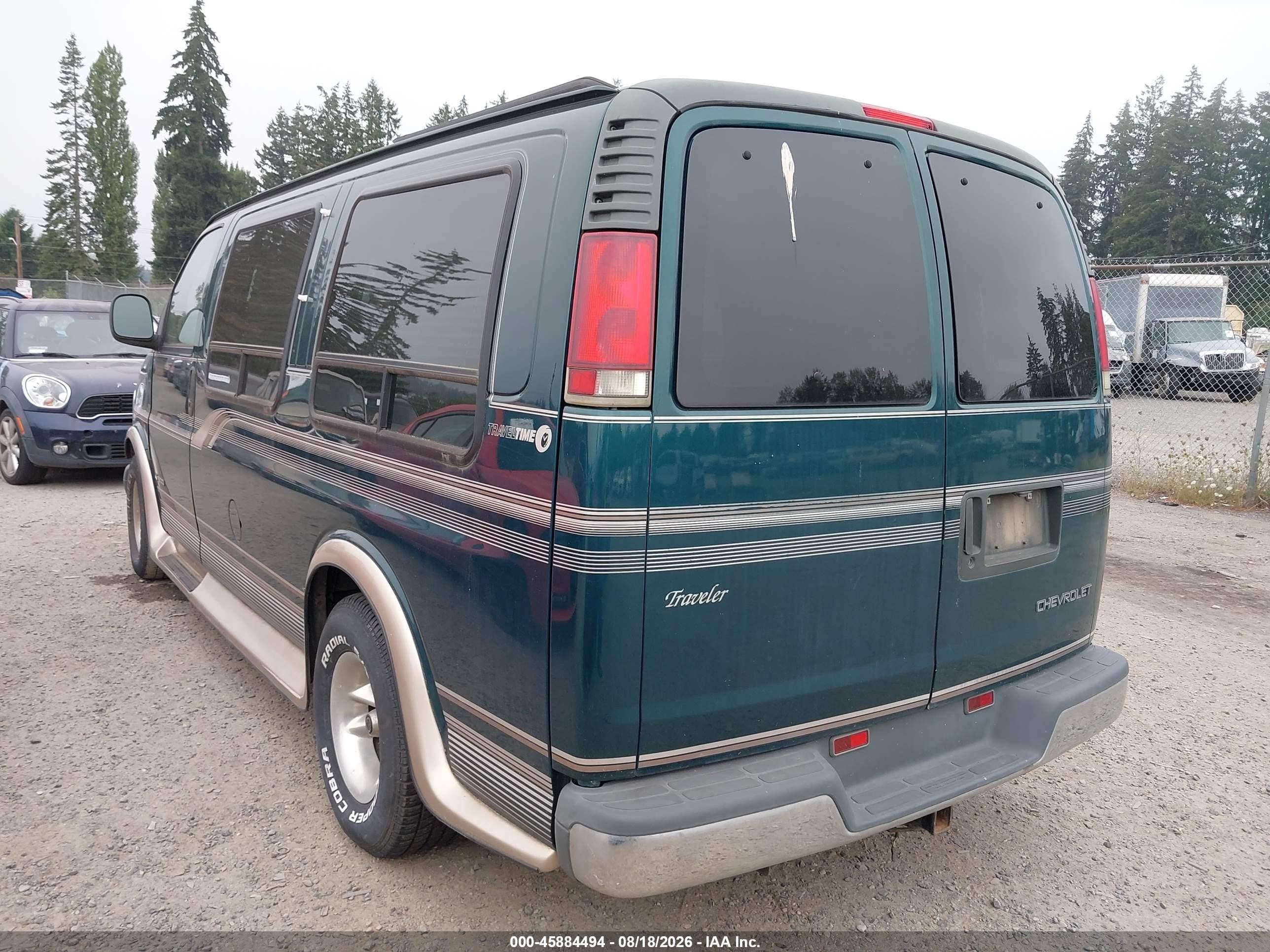 1997 Chevrolet Chevy G1500 Upfitter Pkg. Green vin: 1GBFG15R3V1059262