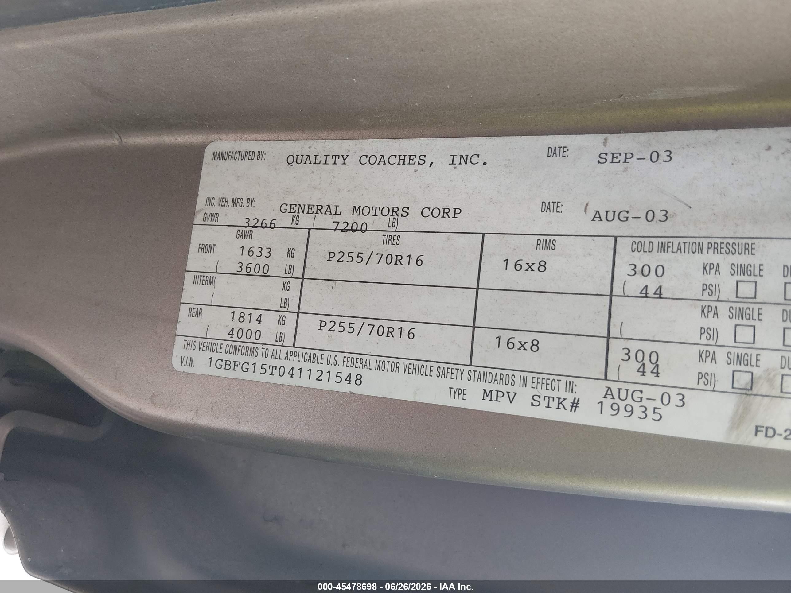 2004 Chevrolet Express Passenger   Gold vin: 1GBFG15T041121548