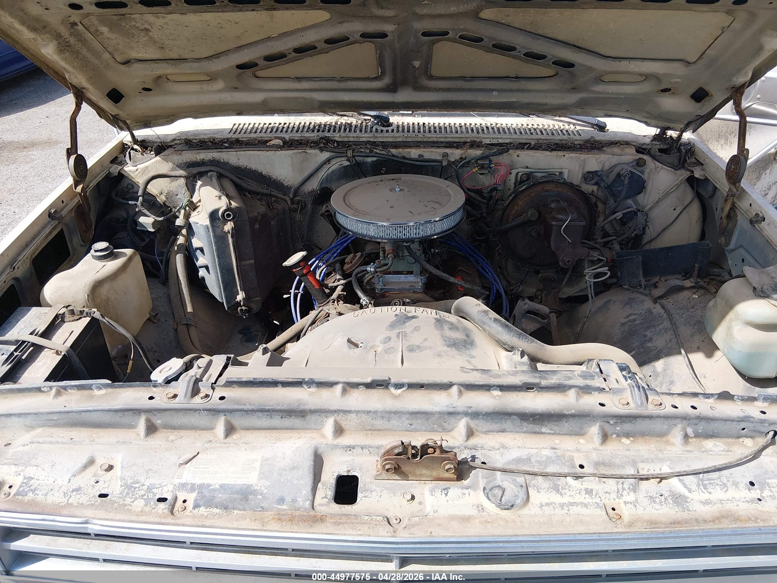 1985 Chevrolet Suburban C2 Cream vin: 1GBGC26M8FF162437