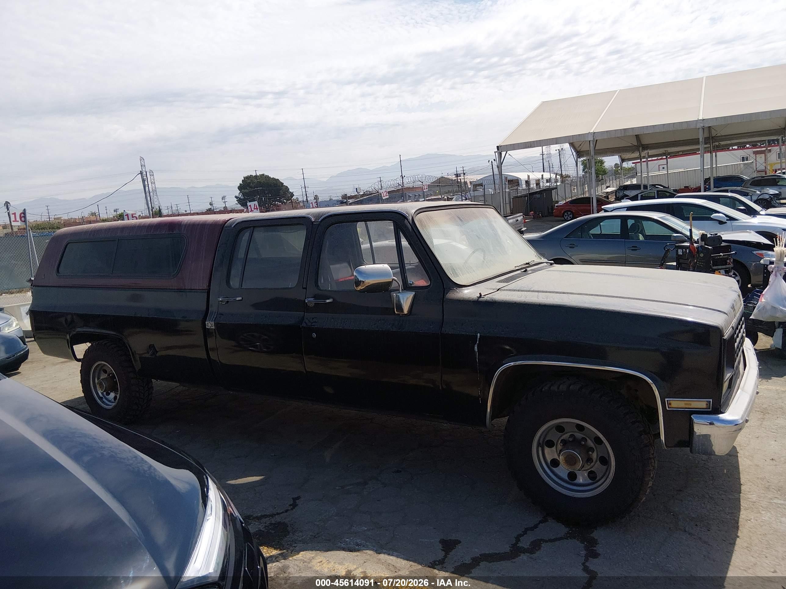 1990 Chevrolet R3500 Black vin: 1GBGR33K6LF302000