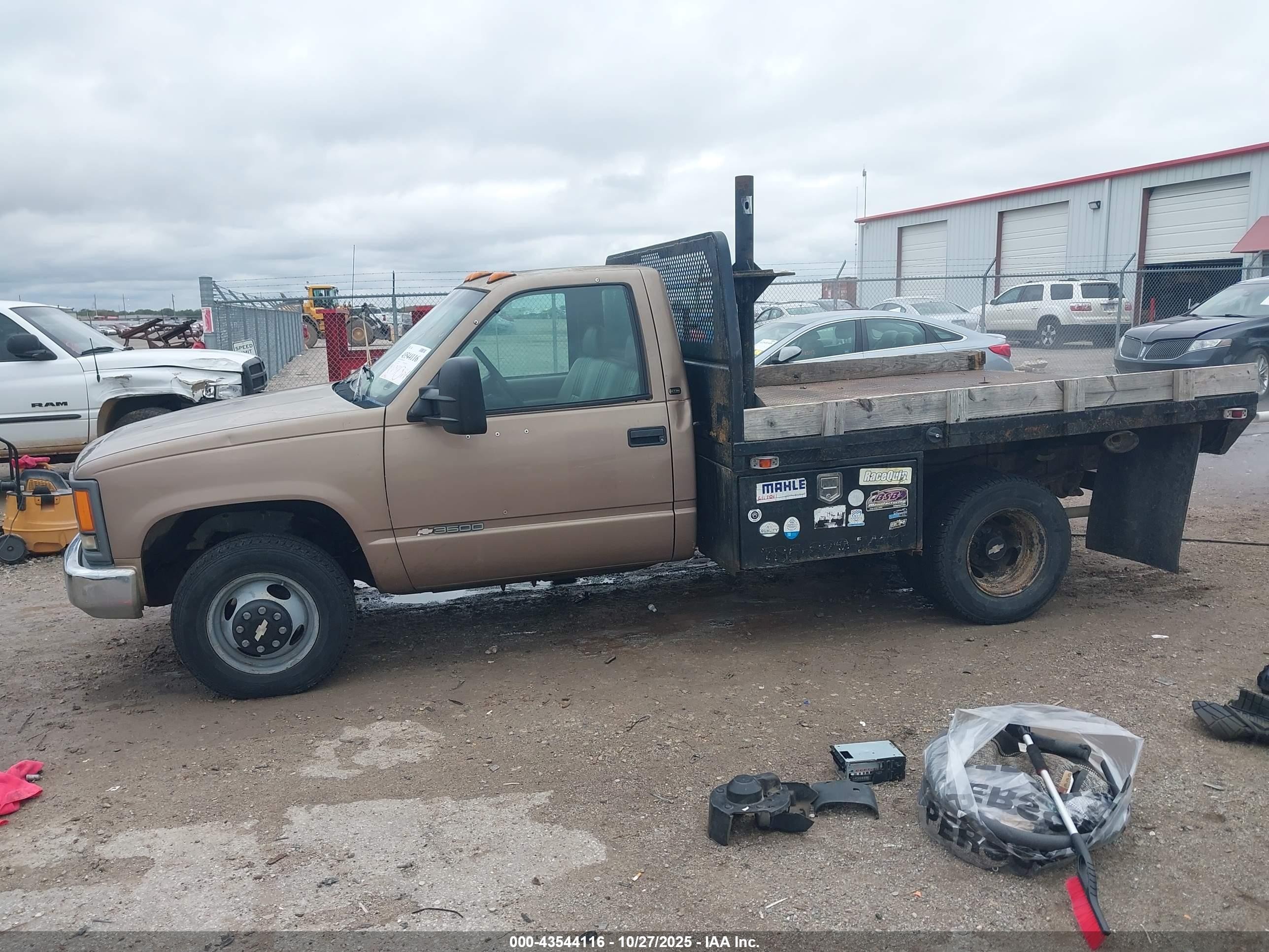 1997 Chevrolet C3500 Chassis   Brown vin: 1GBHC34R1VF044120
