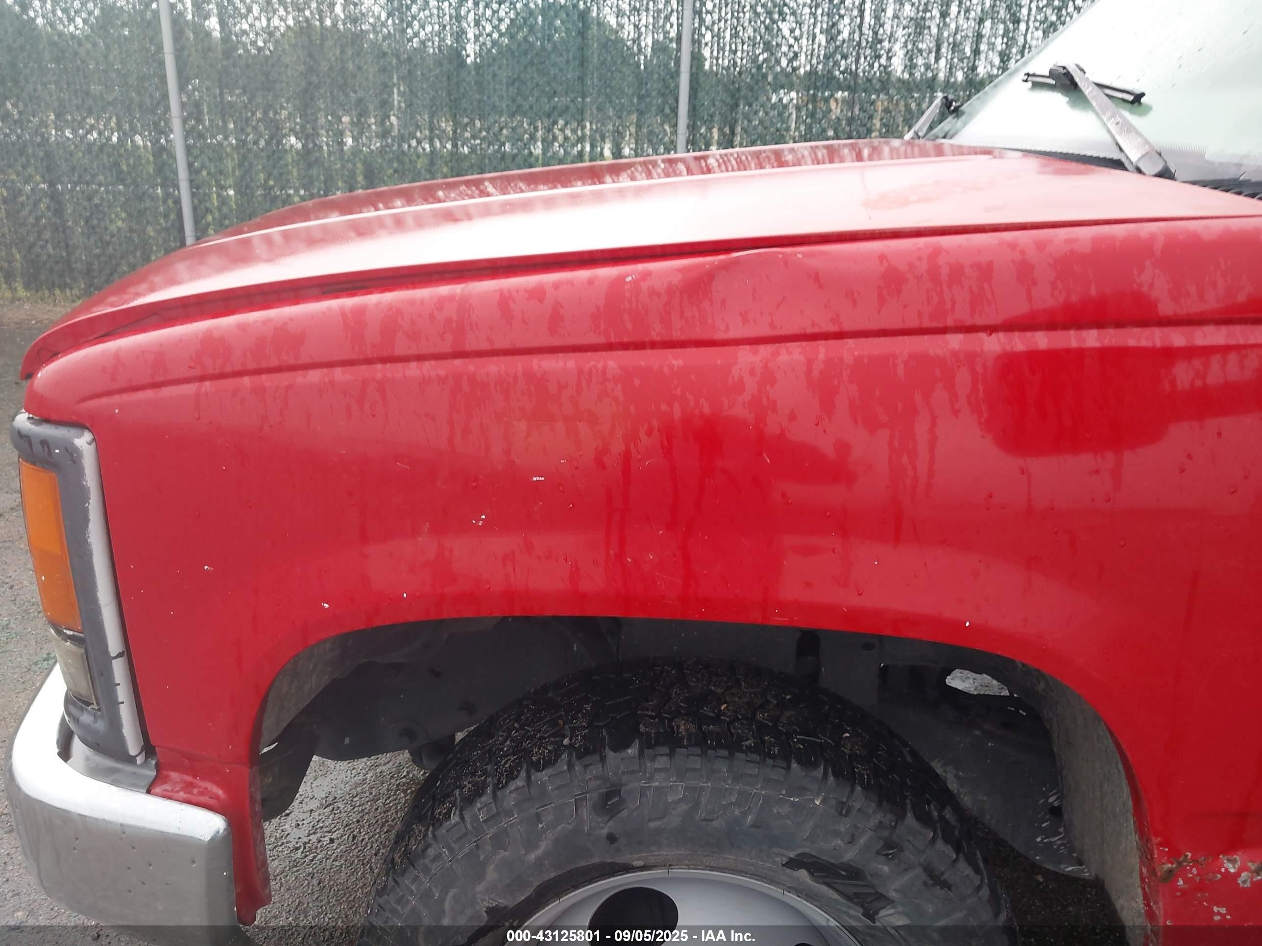1997 Chevrolet C3500 Chassis   Red vin: 1GBHC34R7VF054442