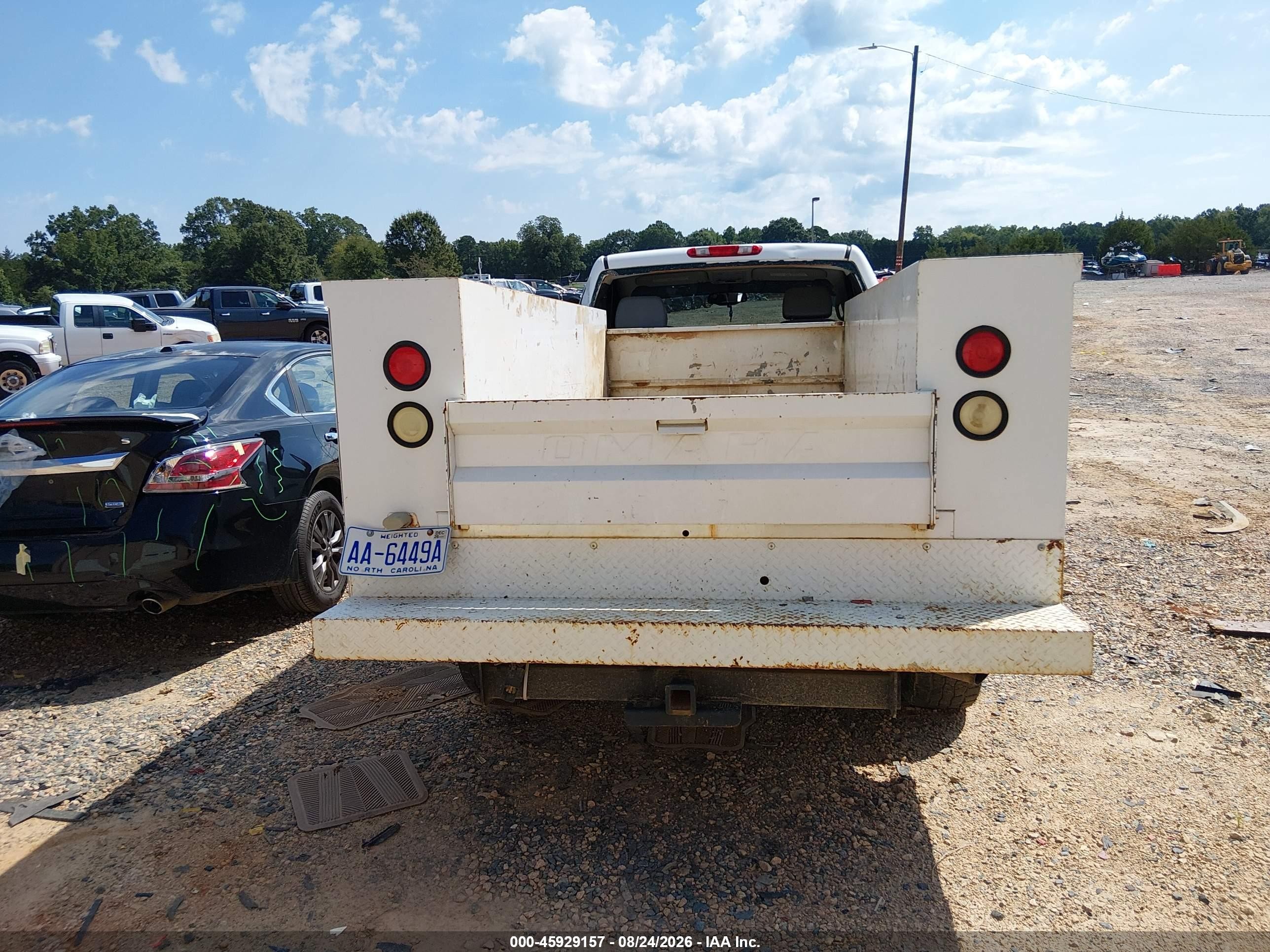 2009 Chevrolet Silverado 2500hd Work Truck White vin: 1GBHC44K99E106562
