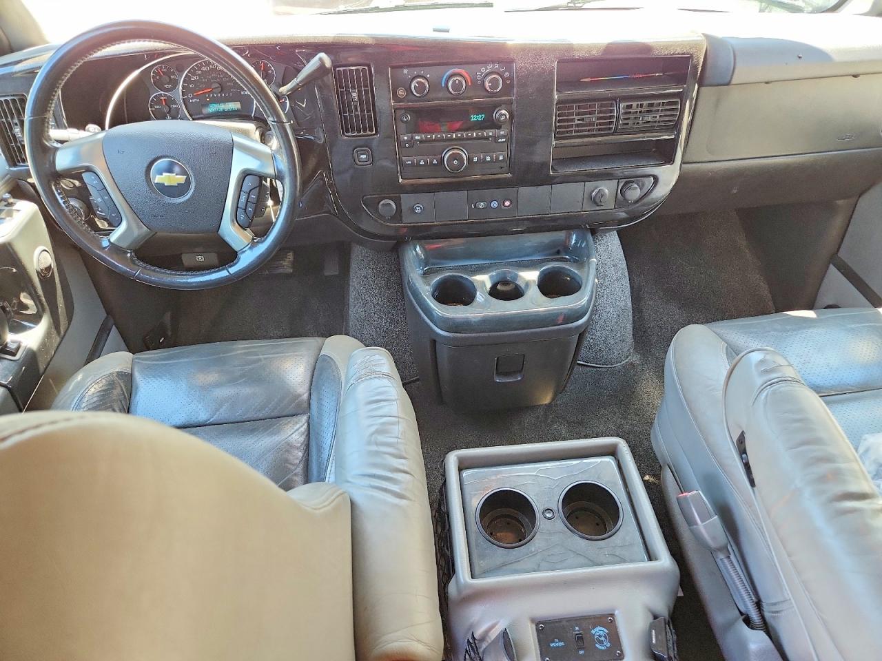2011 Chevrolet Express G1500 3lt Gray vin: 1GBSGDC48B1125758