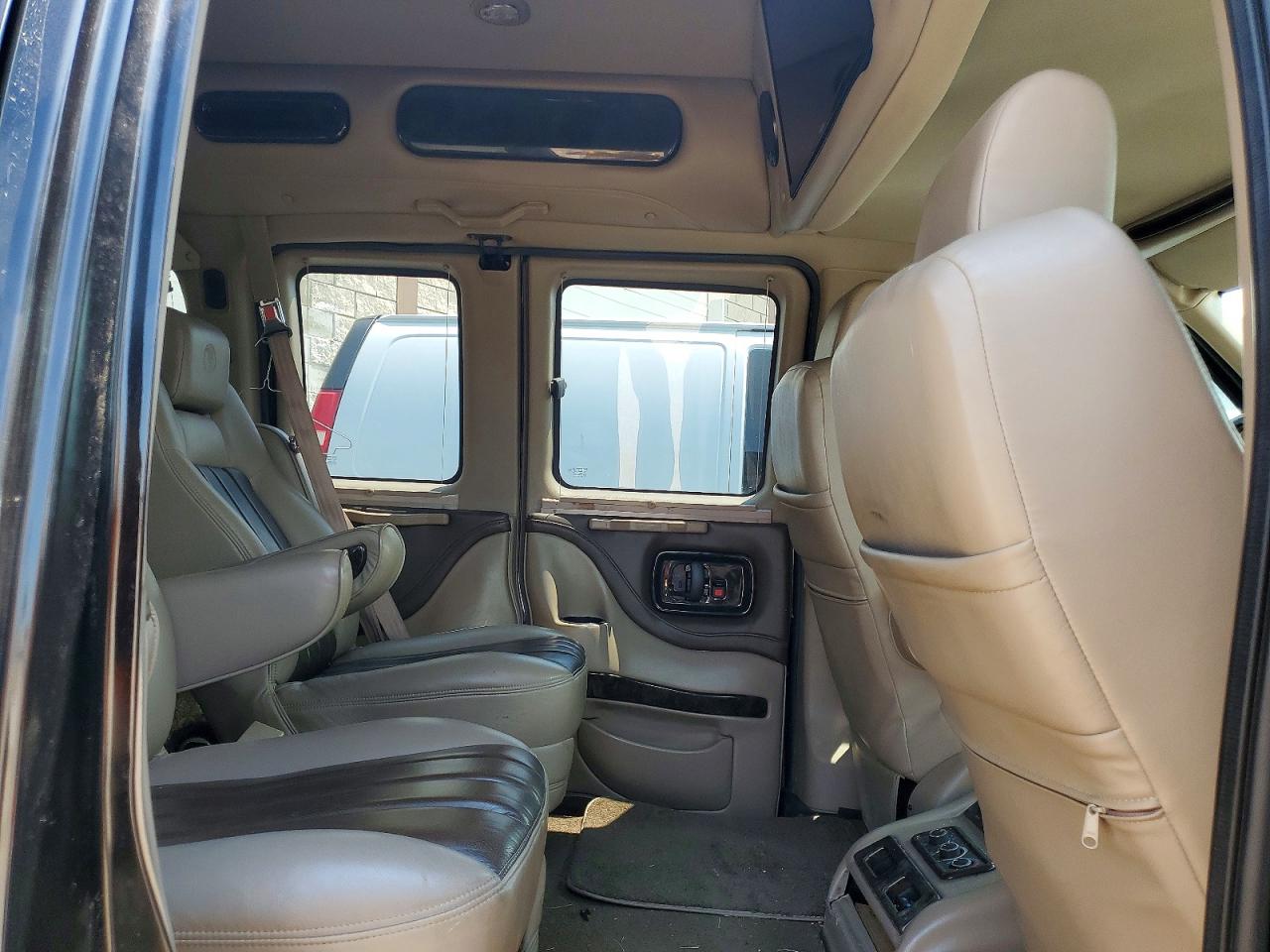 2014 Chevrolet Express G1500 3lt Black vin: 1GBSGDC49E1152536