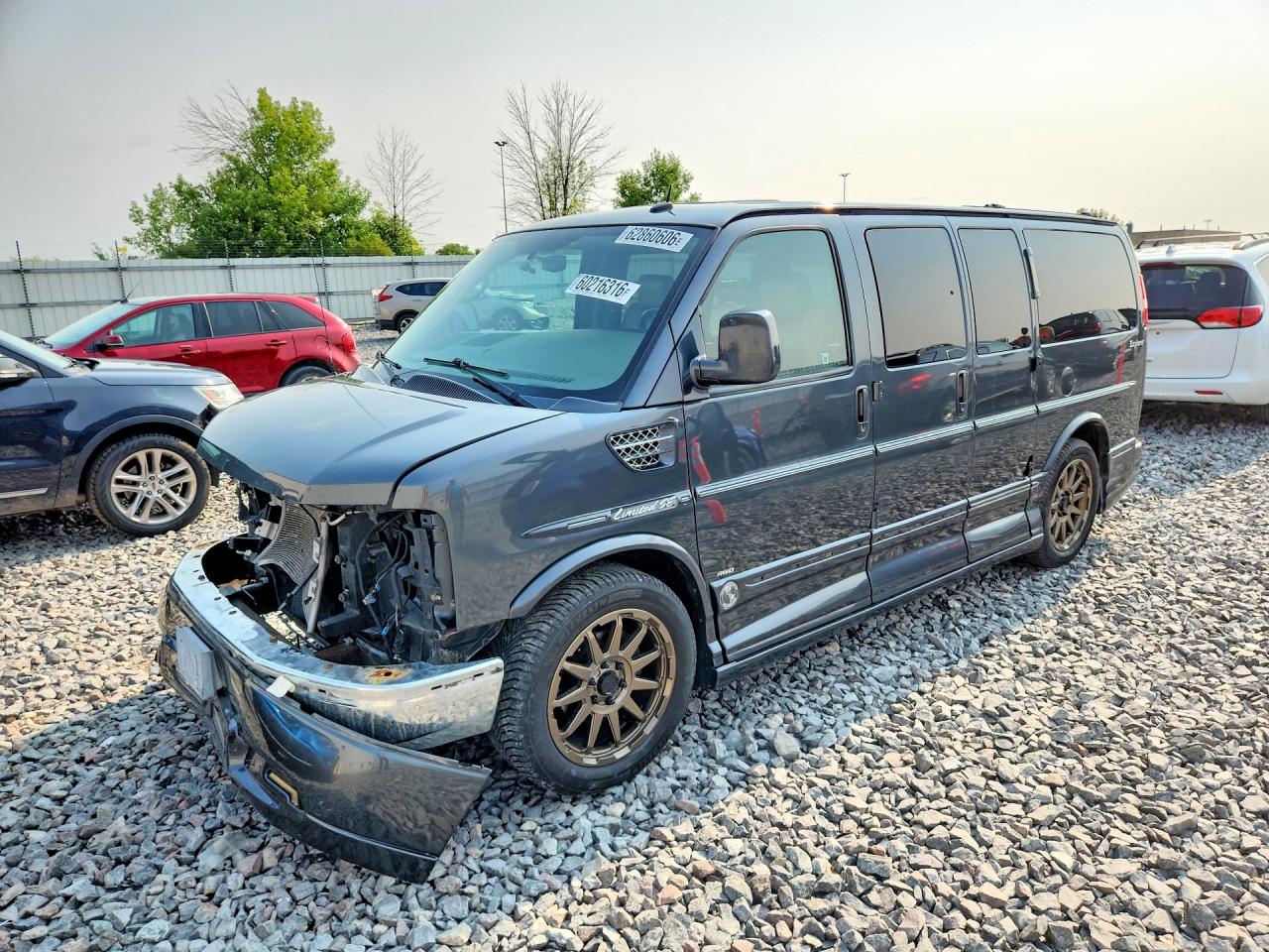 2014 Chevrolet Express G1500 3lt Gray vin: 1GBSHDC46E1166410