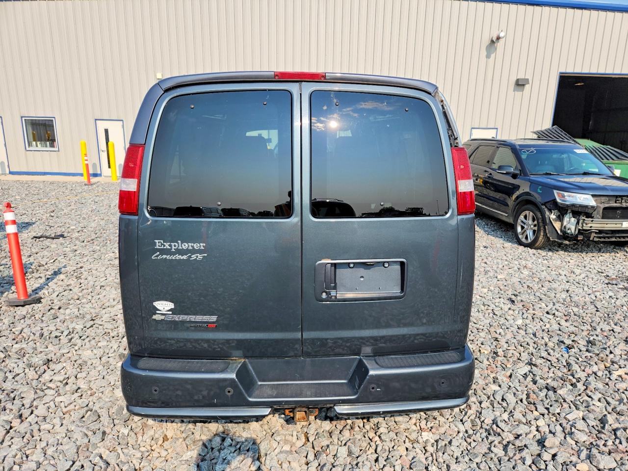 2014 Chevrolet Express G1500 3lt Gray vin: 1GBSHDC46E1166410