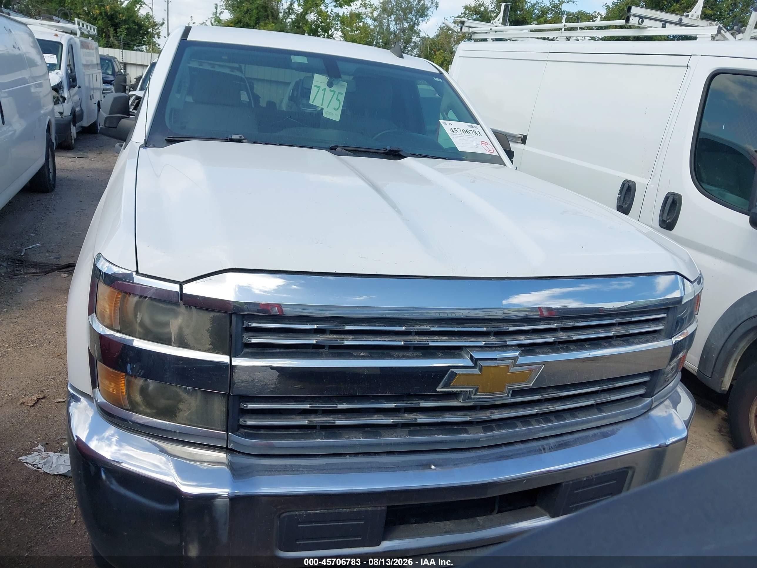 2015 Chevrolet Silverado 2500hd Work Truck White vin: 1GC0CUEG1FZ107275
