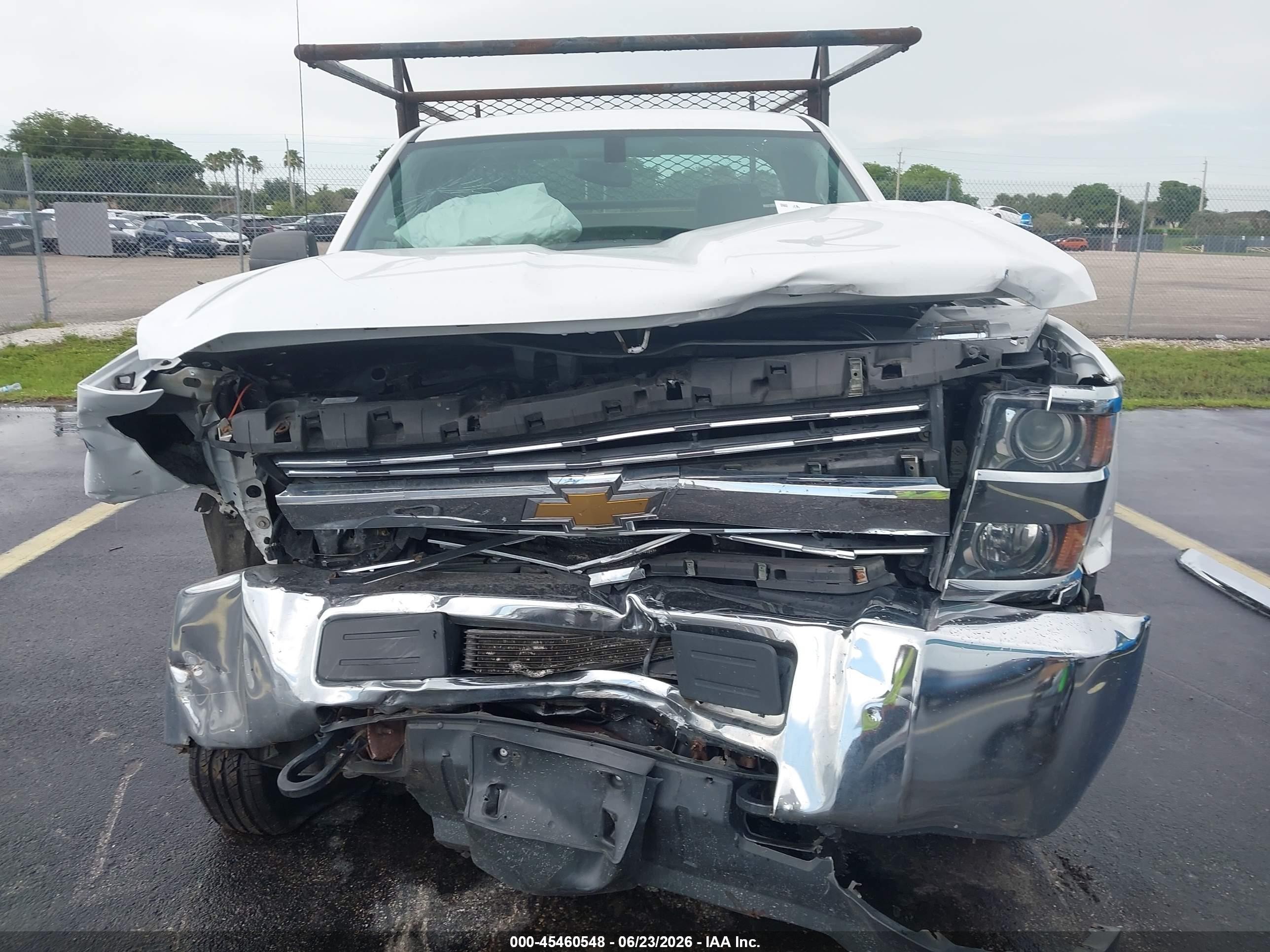 2015 Chevrolet Silverado 2500hd Work Truck White vin: 1GC0CUEG9FZ105855