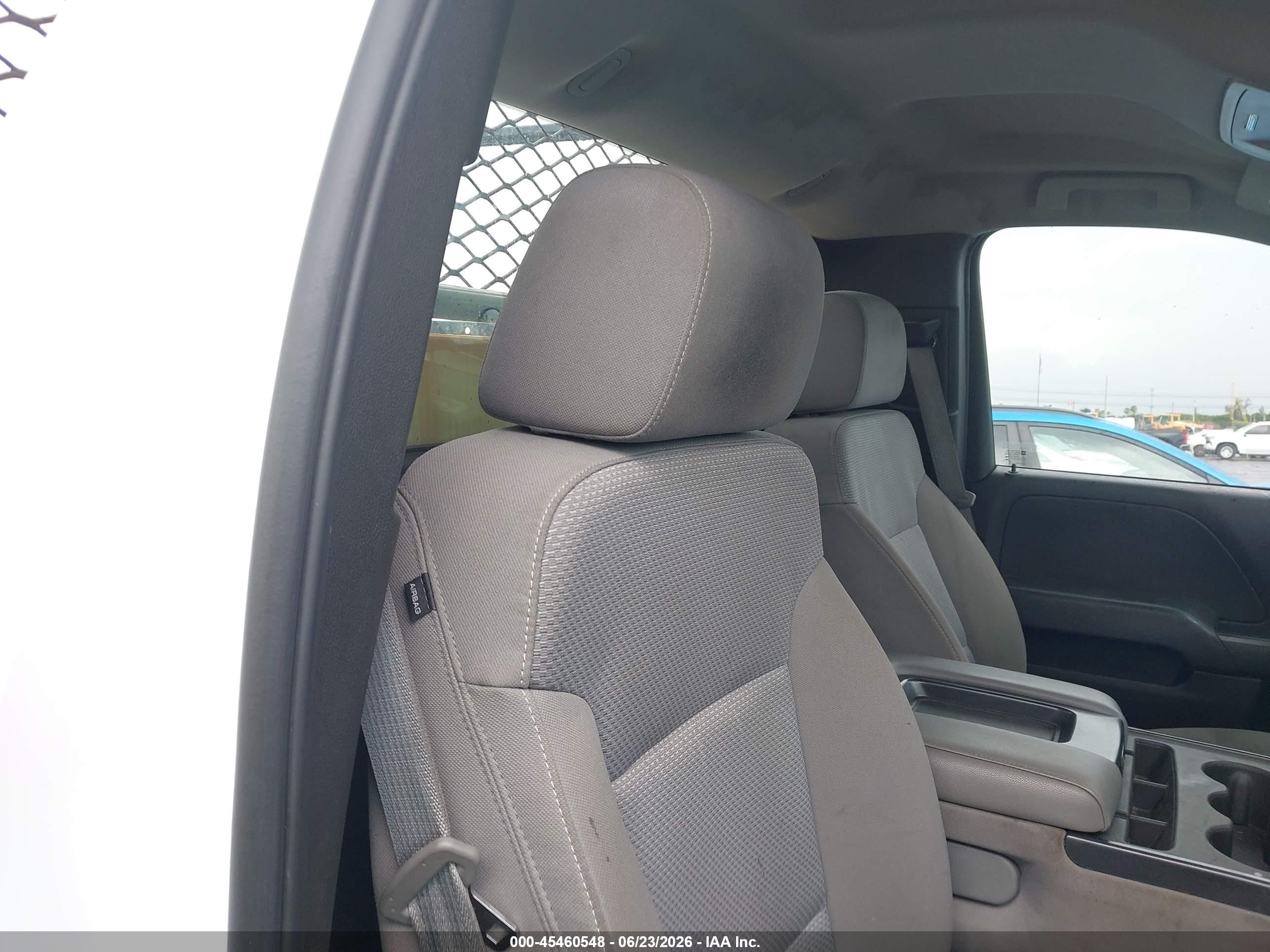 2015 Chevrolet Silverado 2500hd Work Truck White vin: 1GC0CUEG9FZ105855