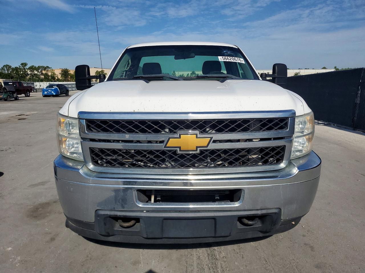 2012 Chevrolet Silverado C2500 Heavy Duty White vin: 1GC0CVC80CF172231
