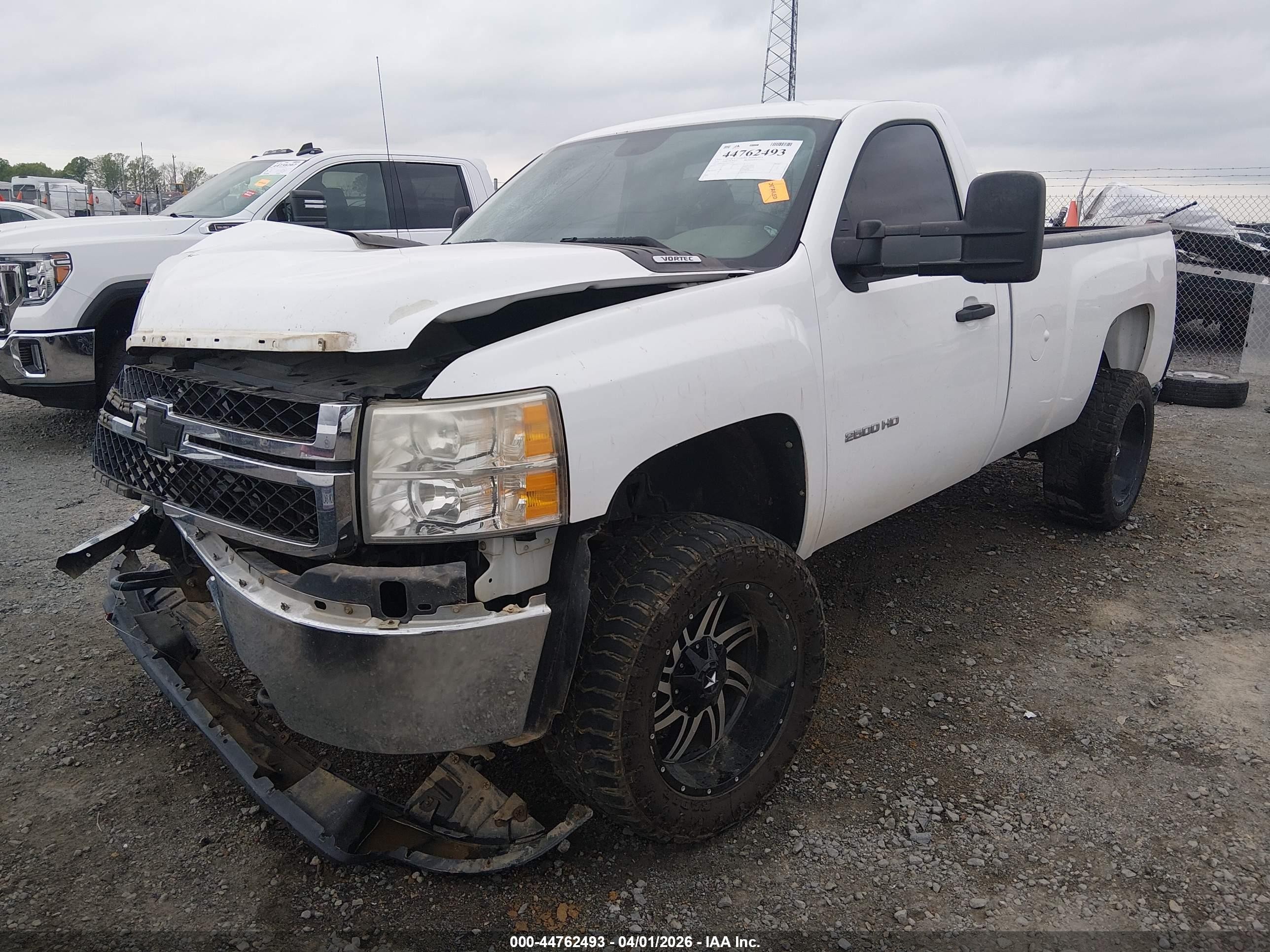 2011 Chevrolet Silverado 2500hd Work Truck White vin: 1GC0CVCG4BF257983