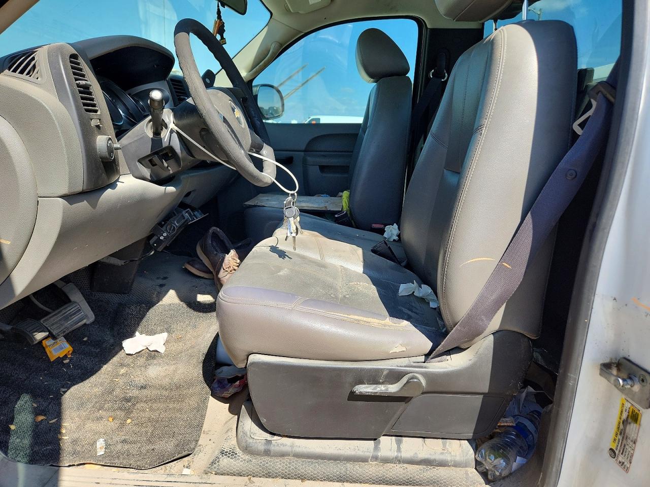 2012 Chevrolet Silverado C2500 Heavy Duty White vin: 1GC0CVCG5CF241339