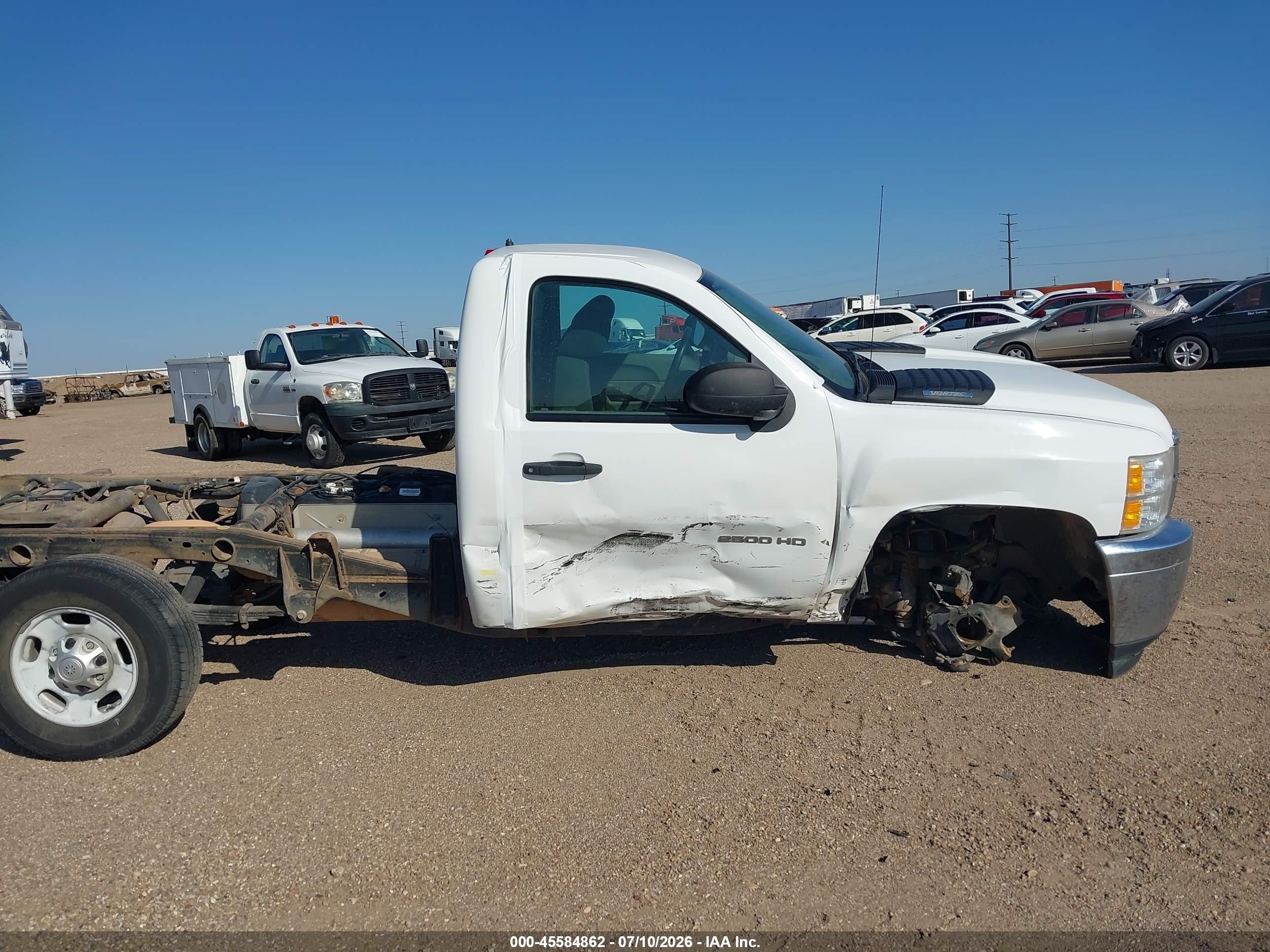 2013 Chevrolet Silverado 2500hd Work Truck Белый vin: 1GC0CVCG6DF102984