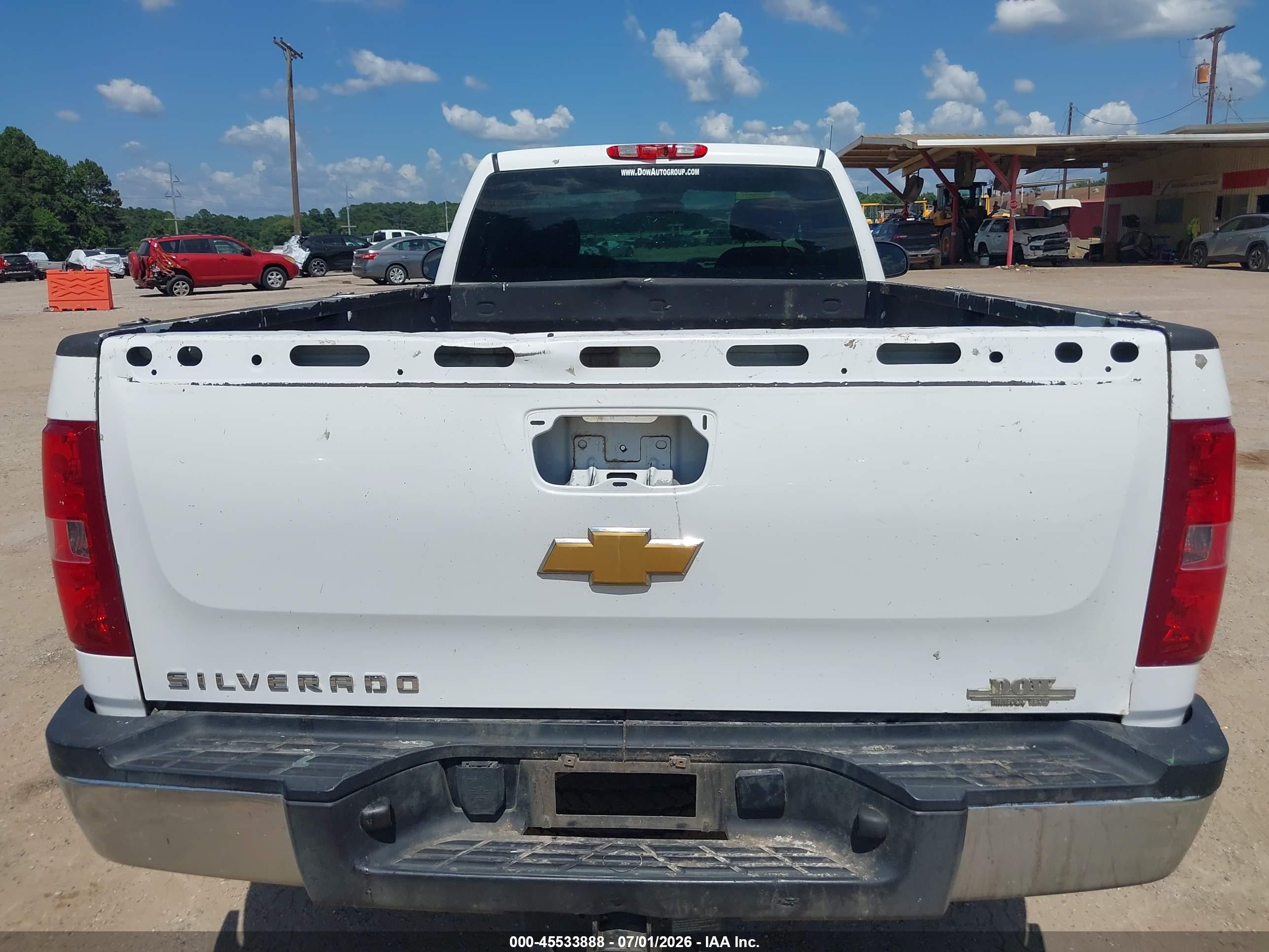 2013 Chevrolet Silverado 2500hd Work Truck White vin: 1GC0CVCGXDF242097