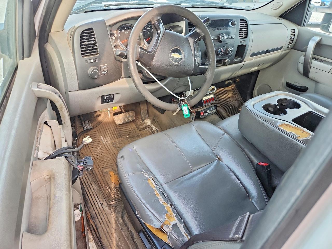 2013 Chevrolet Silverado K2500 Heavy Duty Белый vin: 1GC0KVC84DF236839