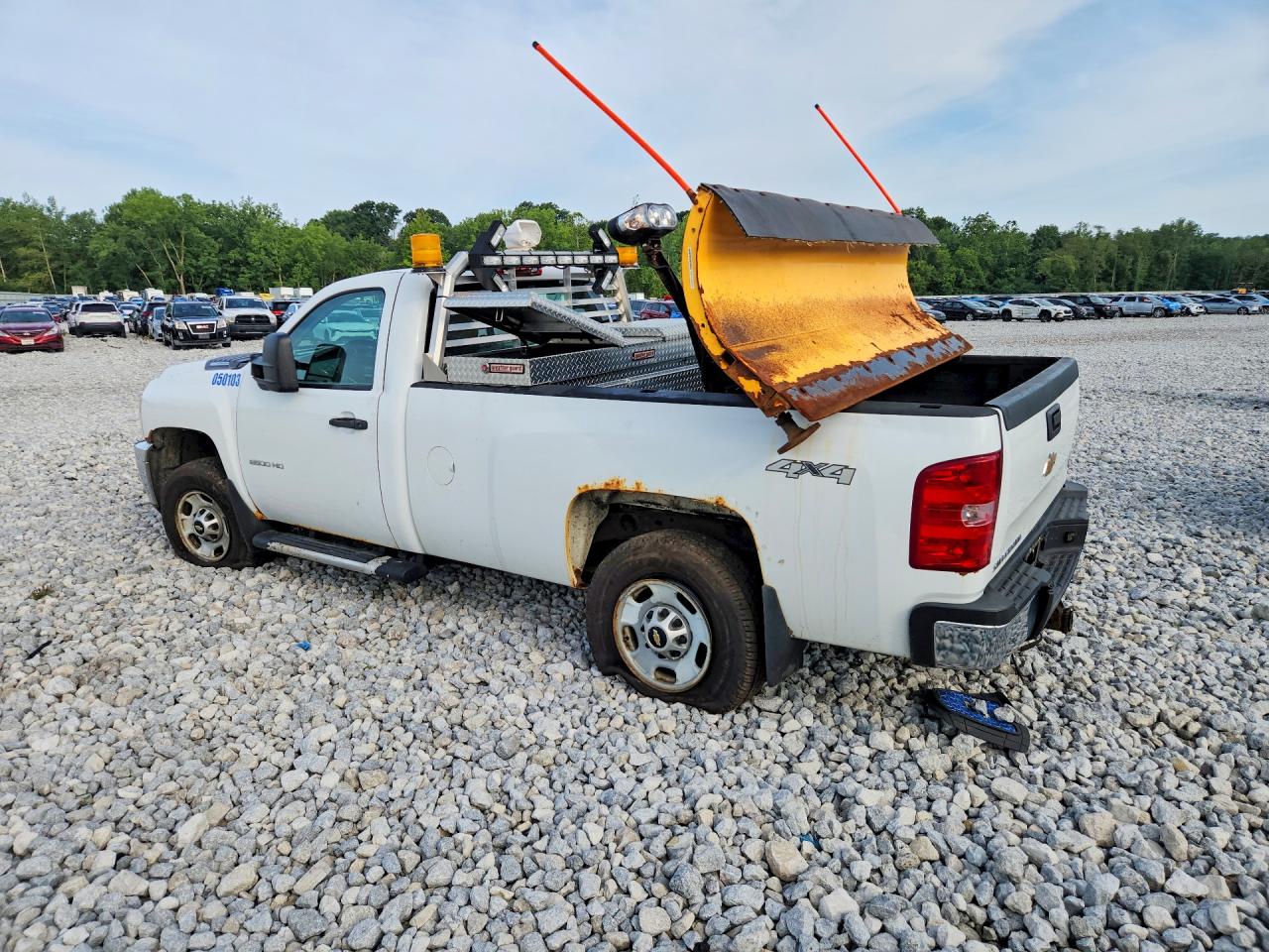 2013 Chevrolet Silverado K2500 Heavy Duty Белый vin: 1GC0KVC84DF236839