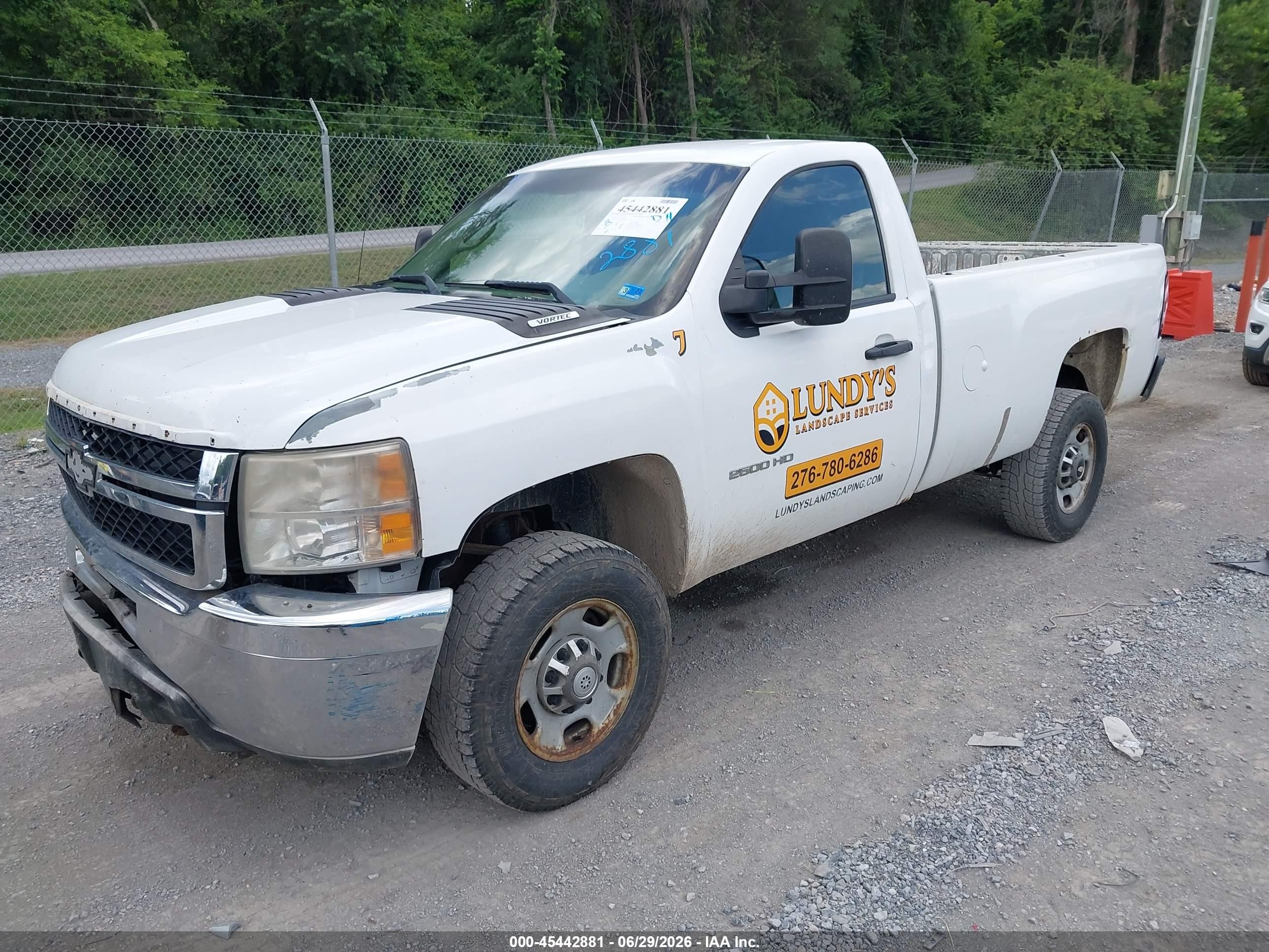 2011 Chevrolet Silverado 2500hd Work Truck White vin: 1GC0KVCG1BF209408