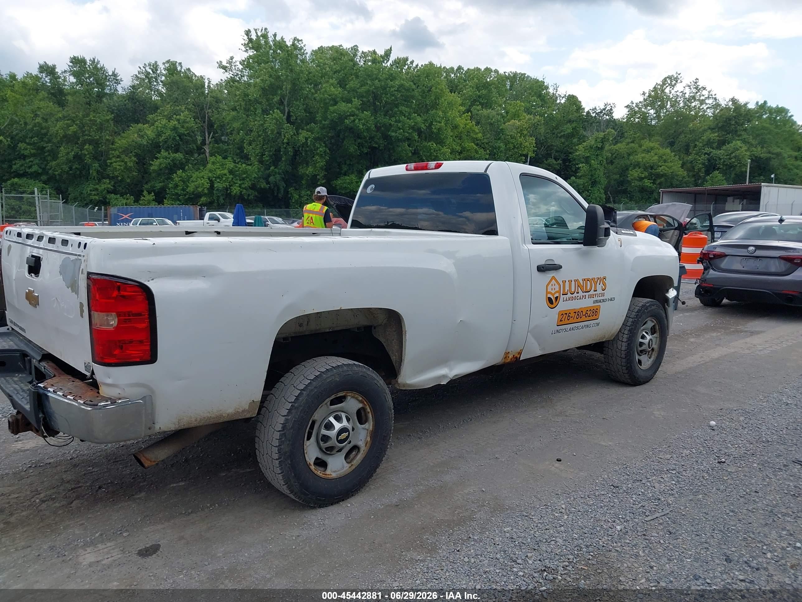 2011 Chevrolet Silverado 2500hd Work Truck White vin: 1GC0KVCG1BF209408
