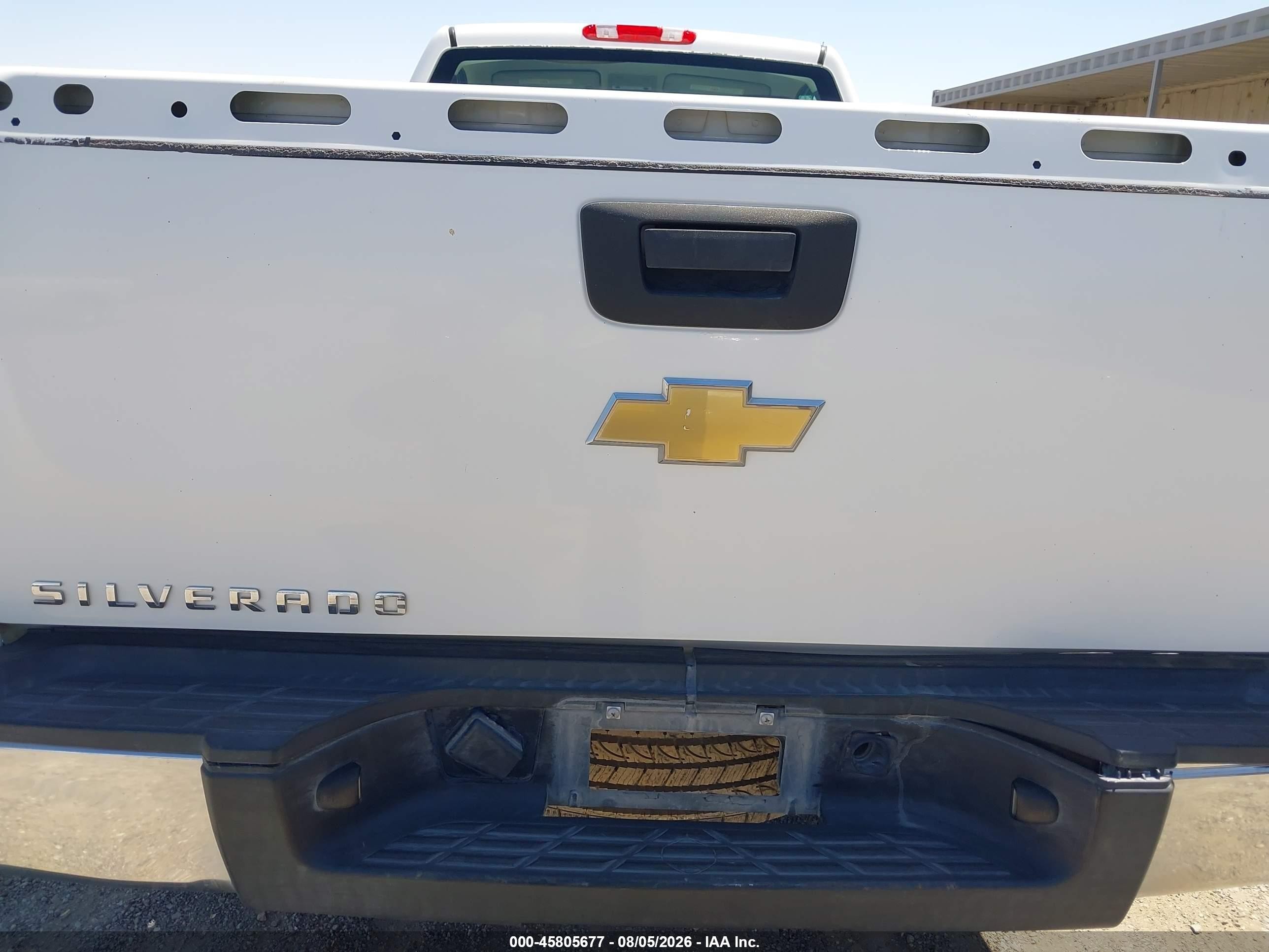 2011 Chevrolet Silverado 2500hd Work Truck Белый vin: 1GC0KVCG2BF204301