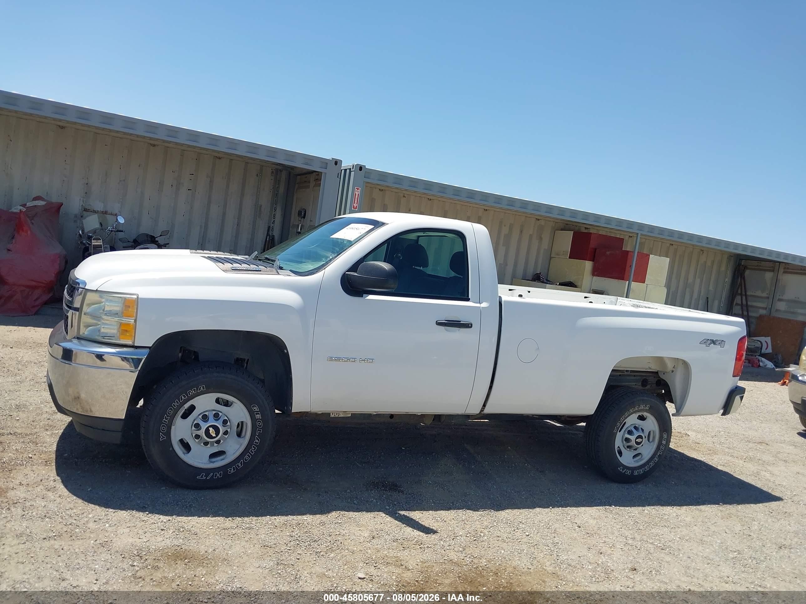 2011 Chevrolet Silverado 2500hd Work Truck Белый vin: 1GC0KVCG2BF204301