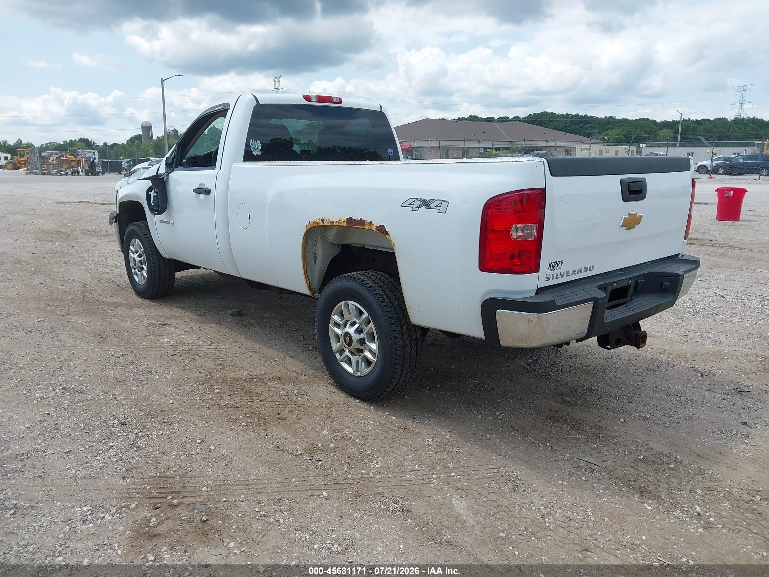 2014 Chevrolet Silverado 2500hd Work Truck White vin: 1GC0KVCG2EF161177