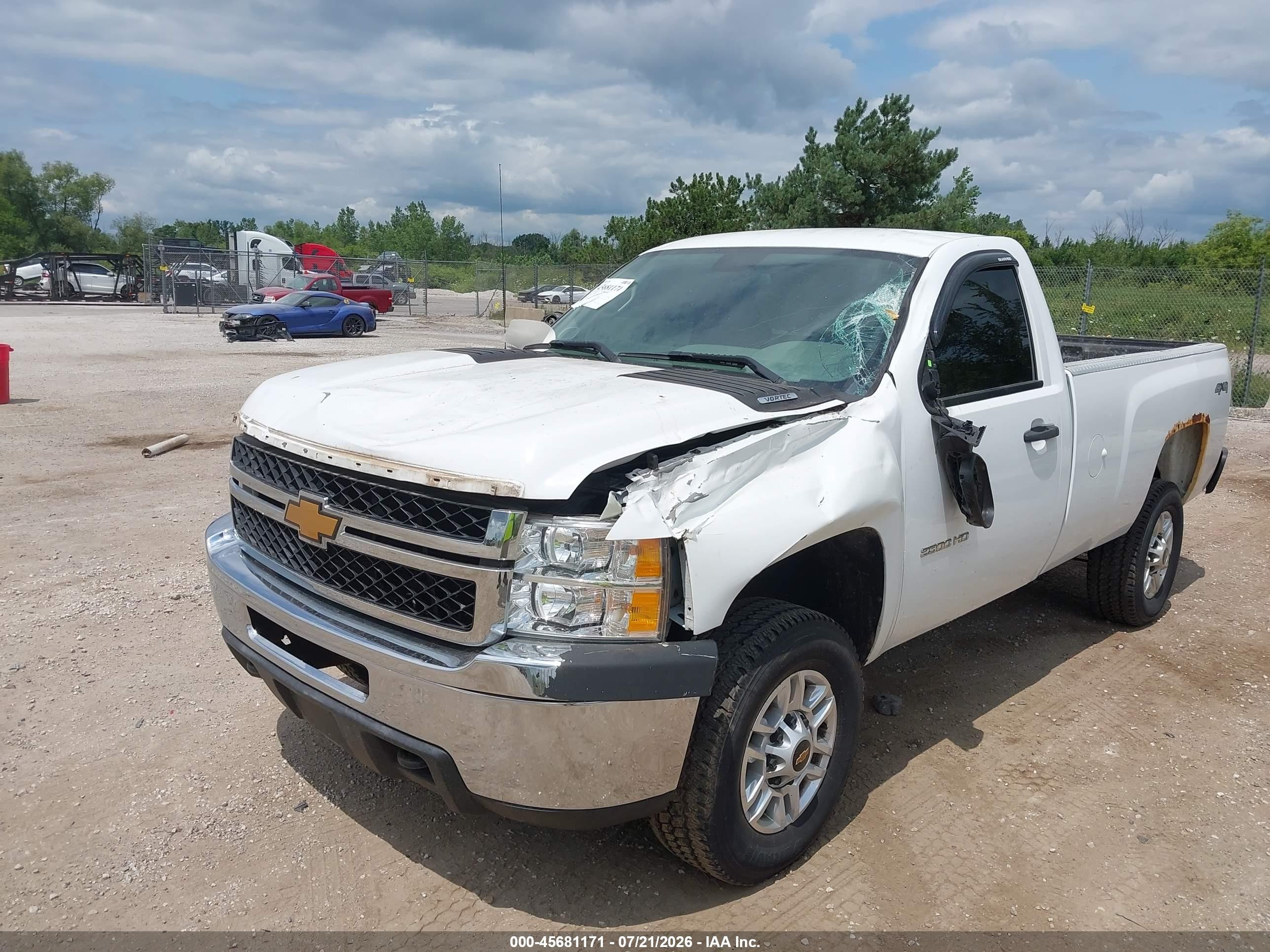 2014 Chevrolet Silverado 2500hd Work Truck White vin: 1GC0KVCG2EF161177