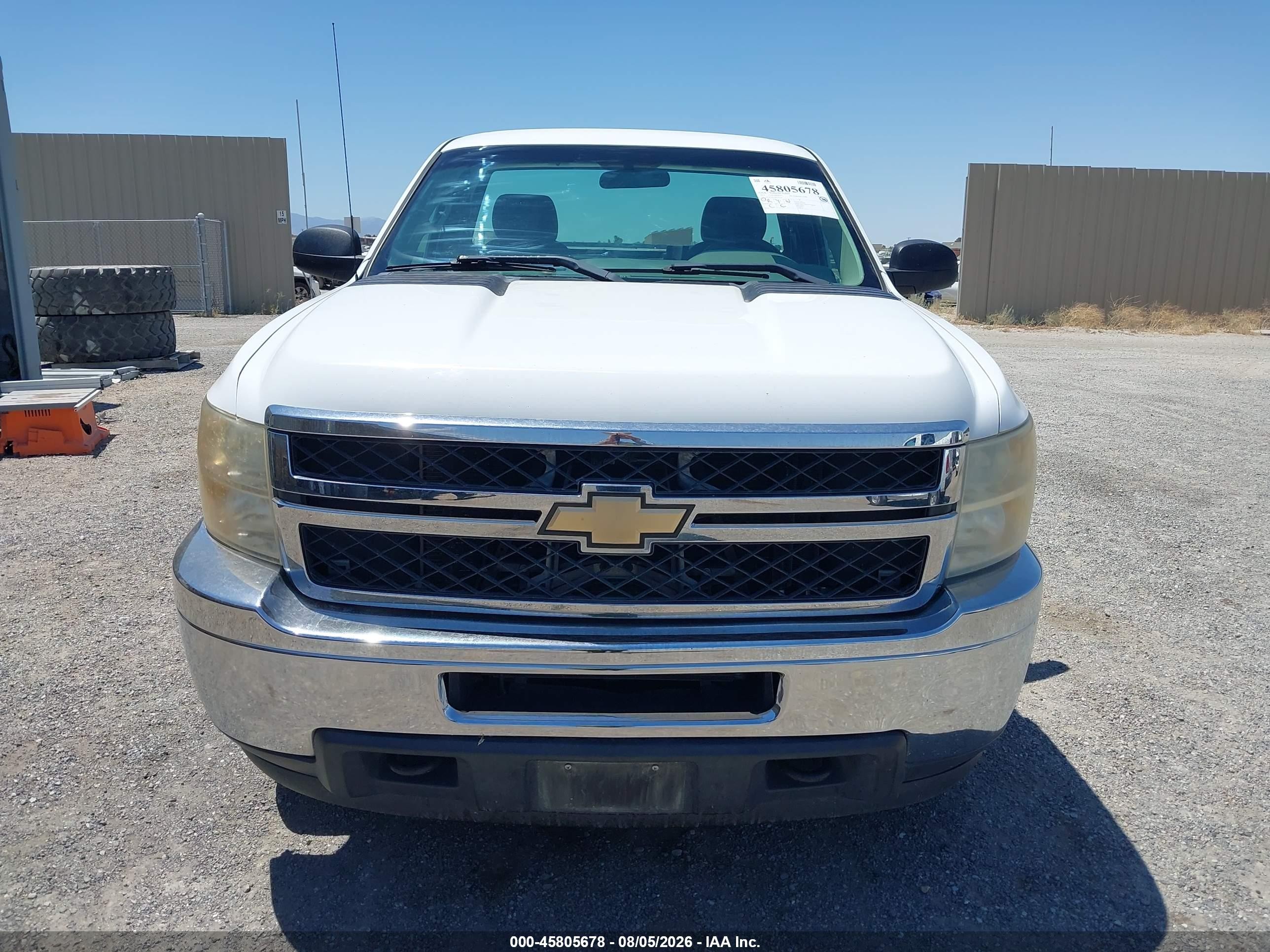 2011 Chevrolet Silverado 2500hd Work Truck White vin: 1GC0KVCG3BF203576