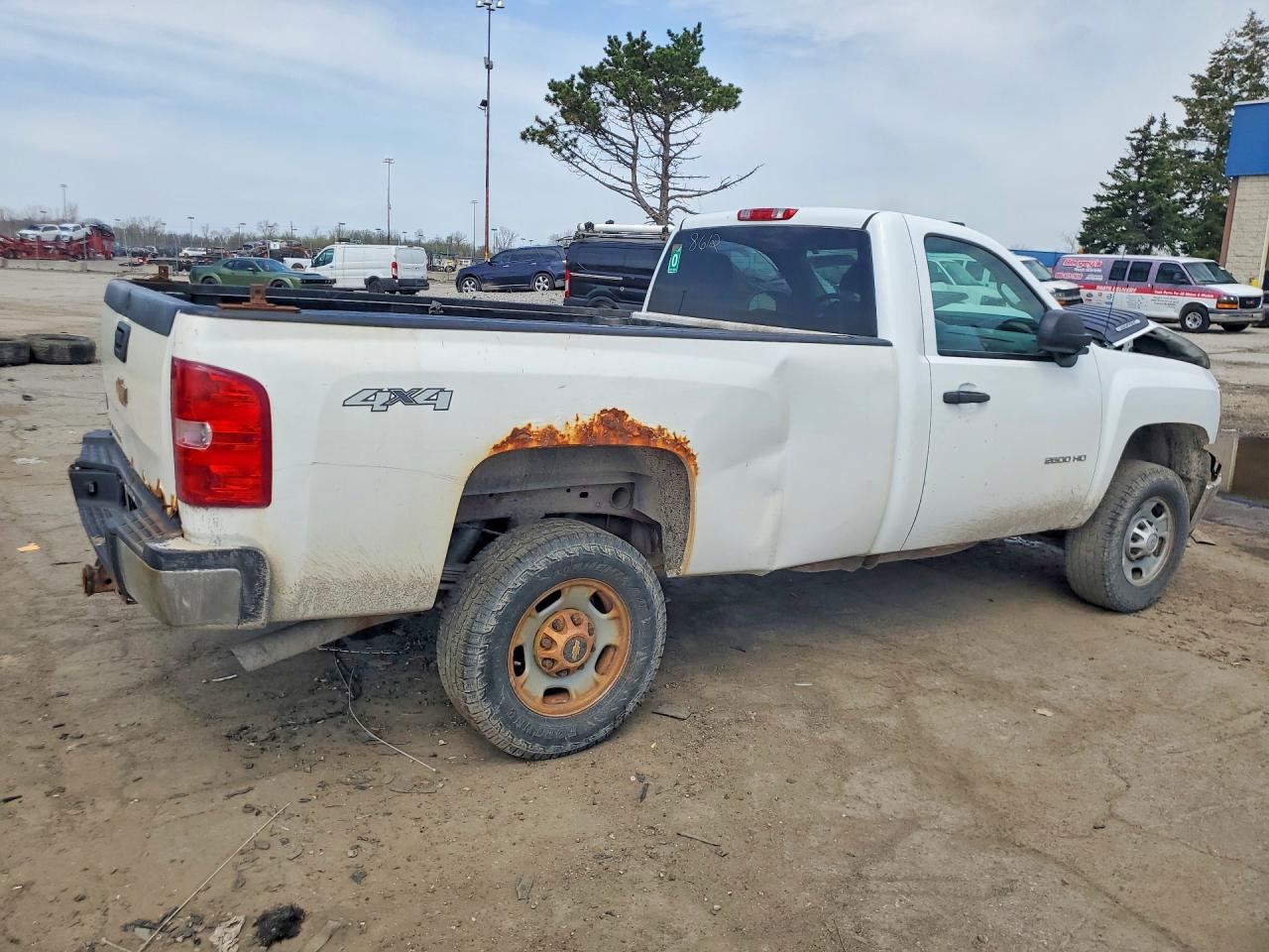 2014 Chevrolet Silverado K2500 Heavy Duty White vin: 1GC0KVCG4EF108612