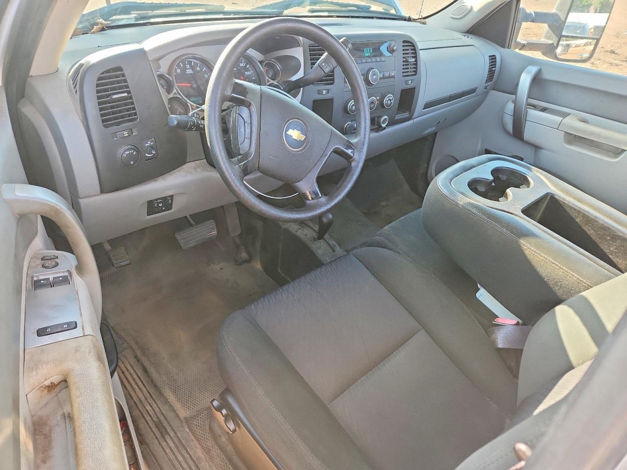 2013 Chevrolet Silverado K2500 Heavy Duty White vin: 1GC0KVCG5DZ250707