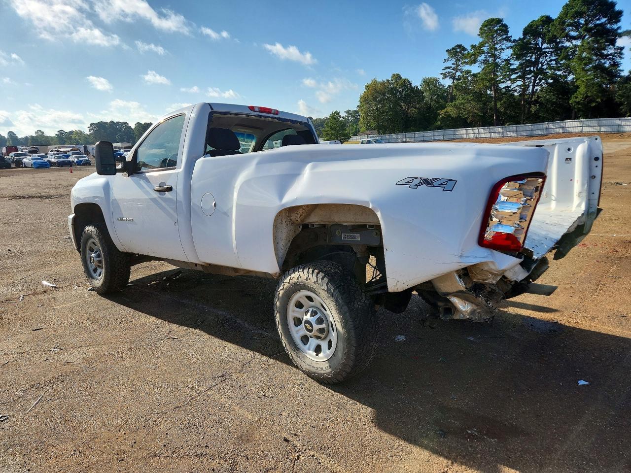2013 Chevrolet Silverado K2500 Heavy Duty White vin: 1GC0KVCG5DZ250707